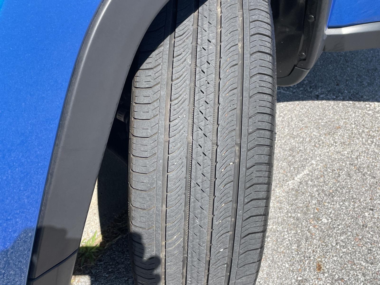 Vehicle photo 11