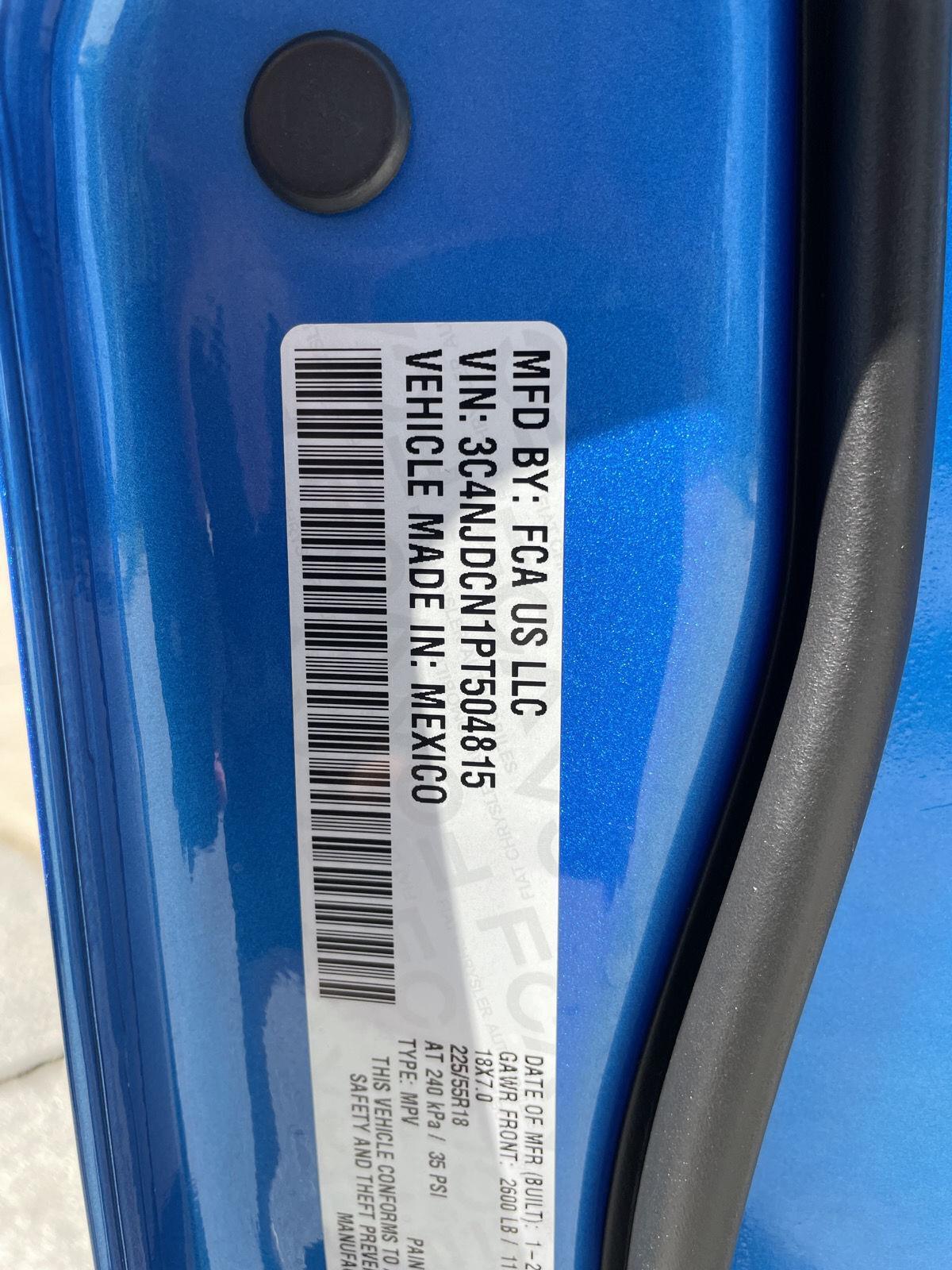 Vehicle photo 31