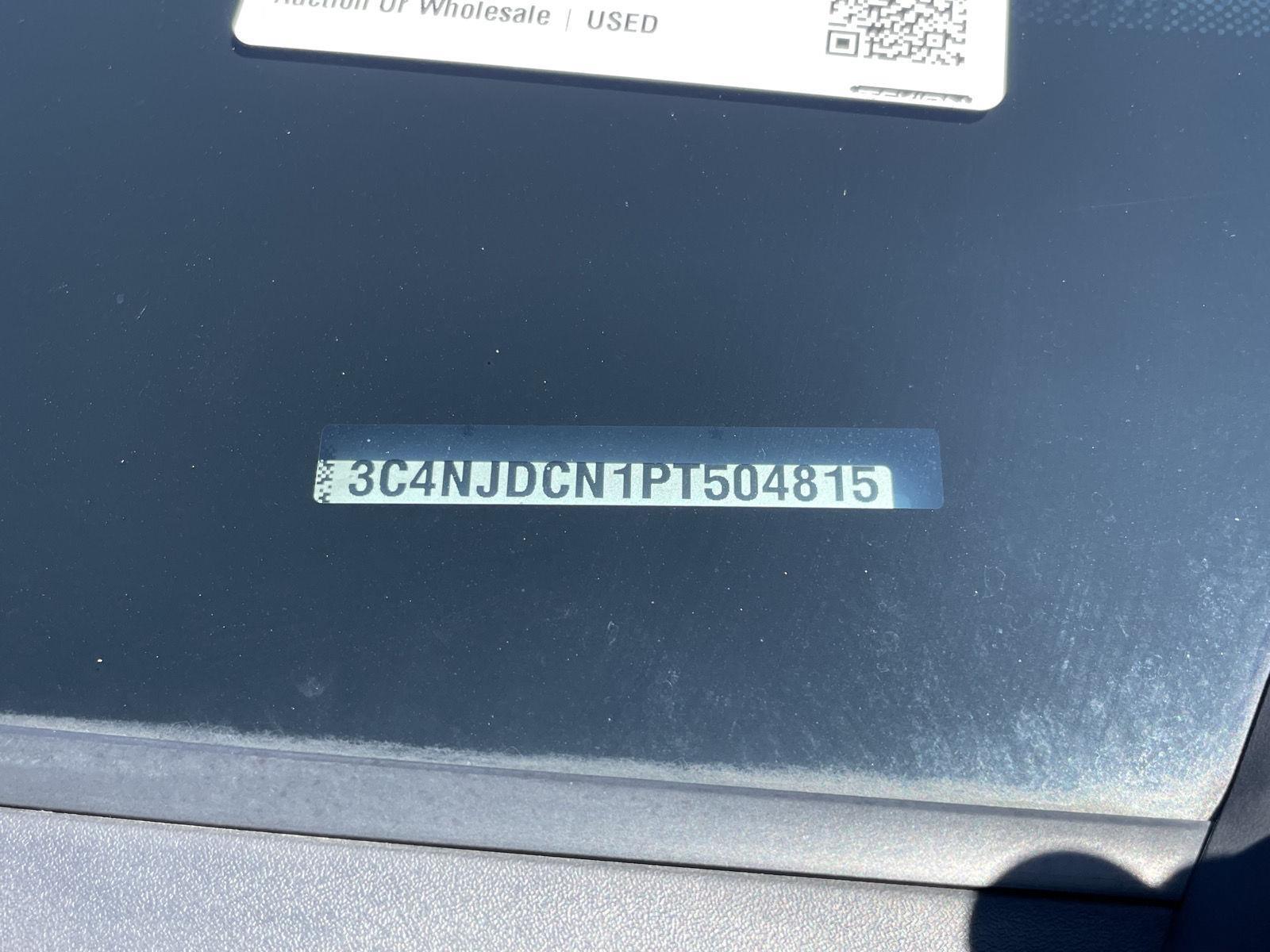 Vehicle photo 32
