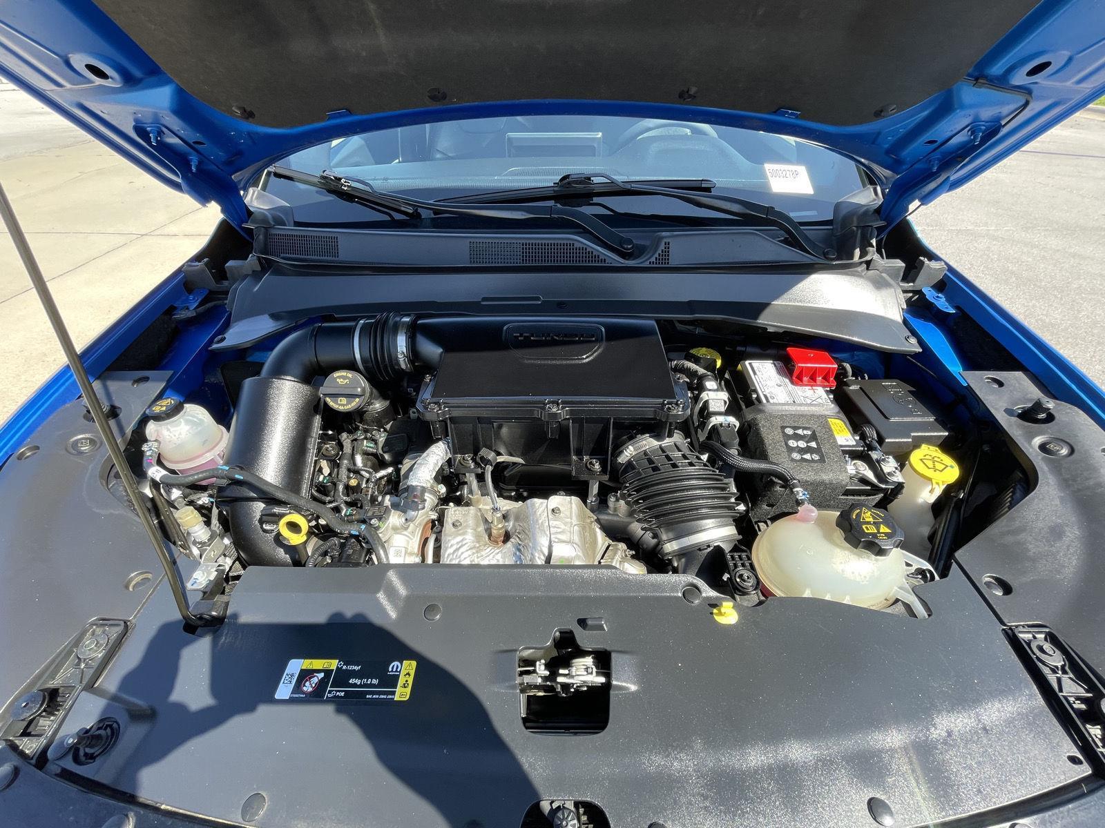 Vehicle photo 33
