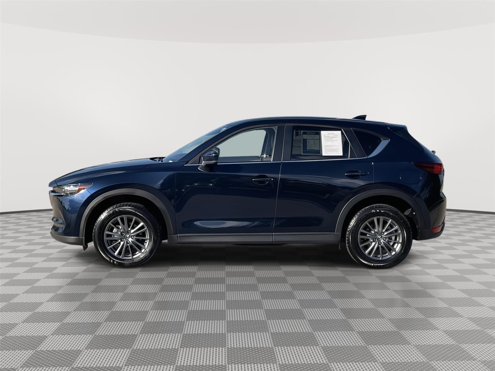Vehicle photo 2