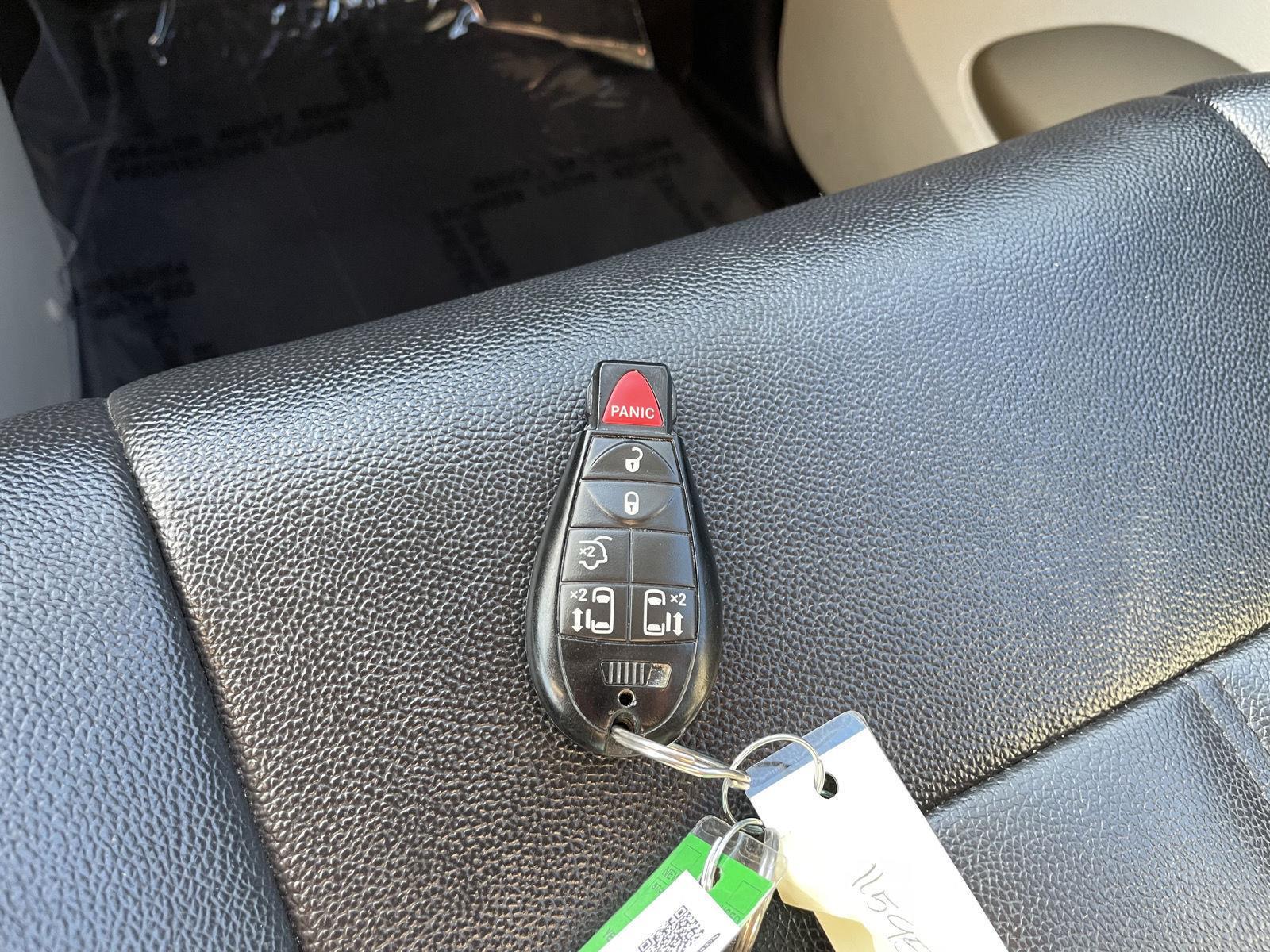 Vehicle photo 33