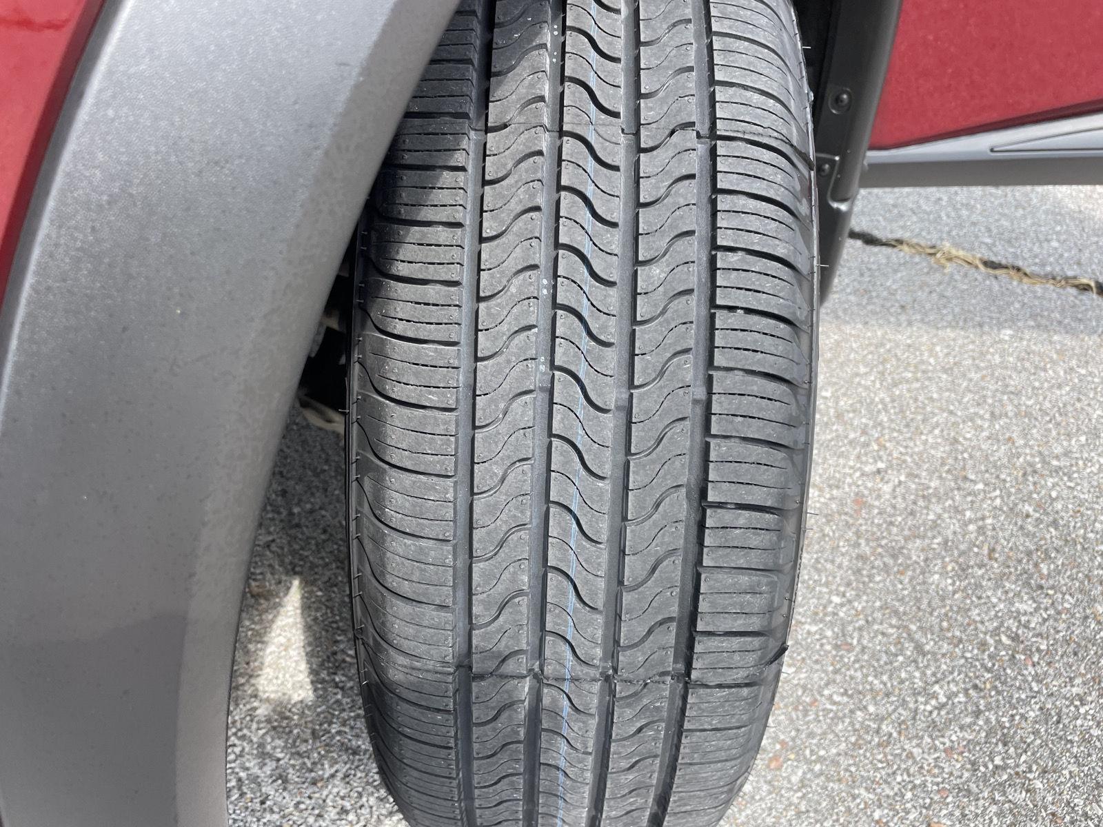Vehicle photo 11