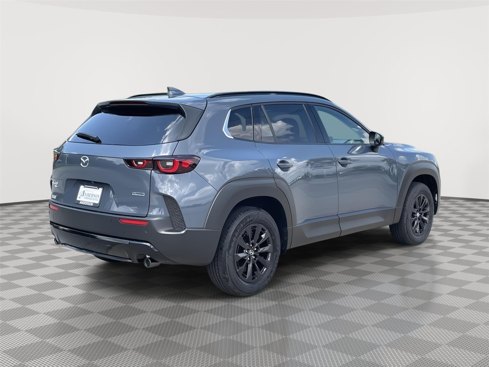 Vehicle photo 7