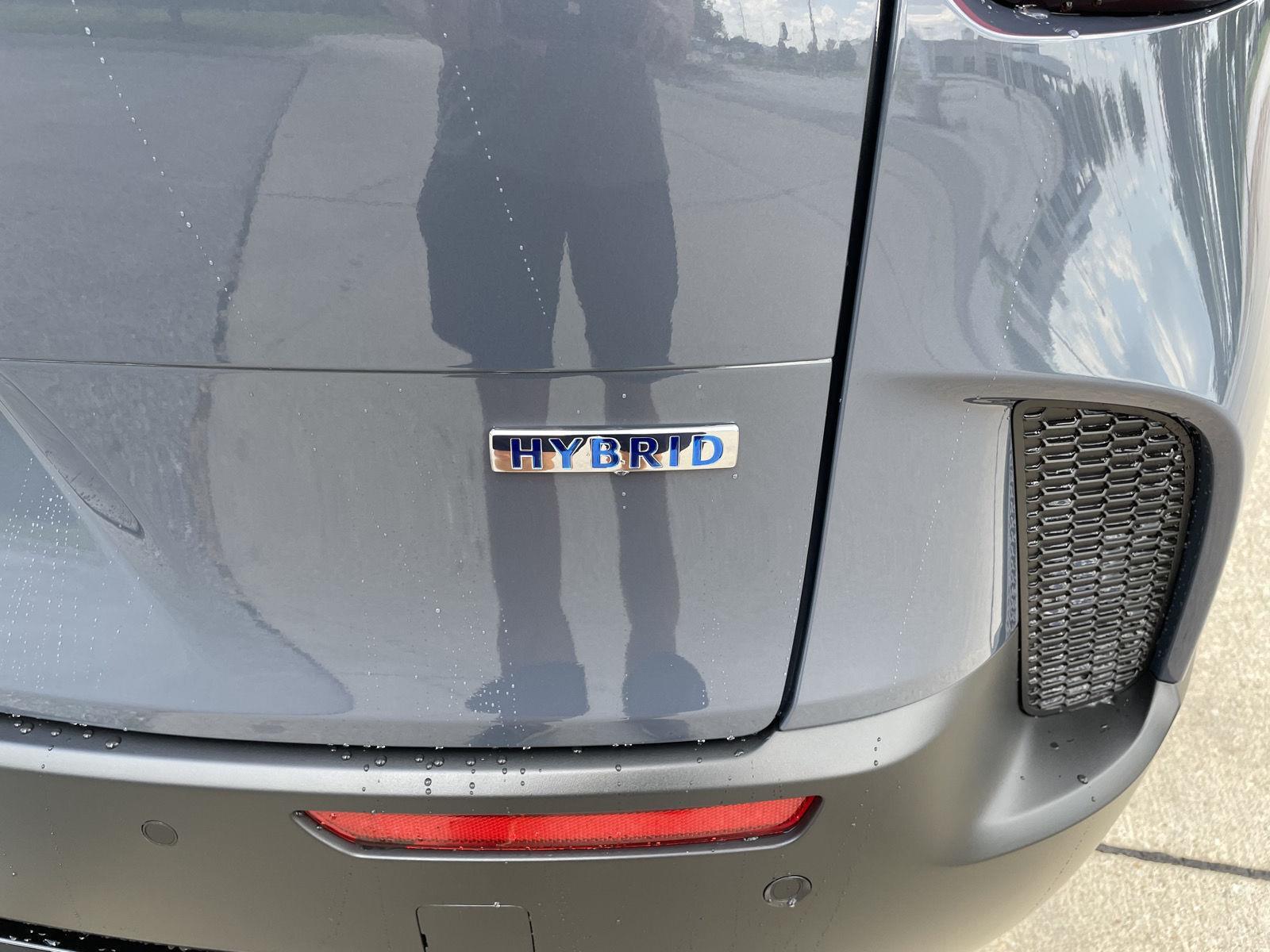 Vehicle photo 38