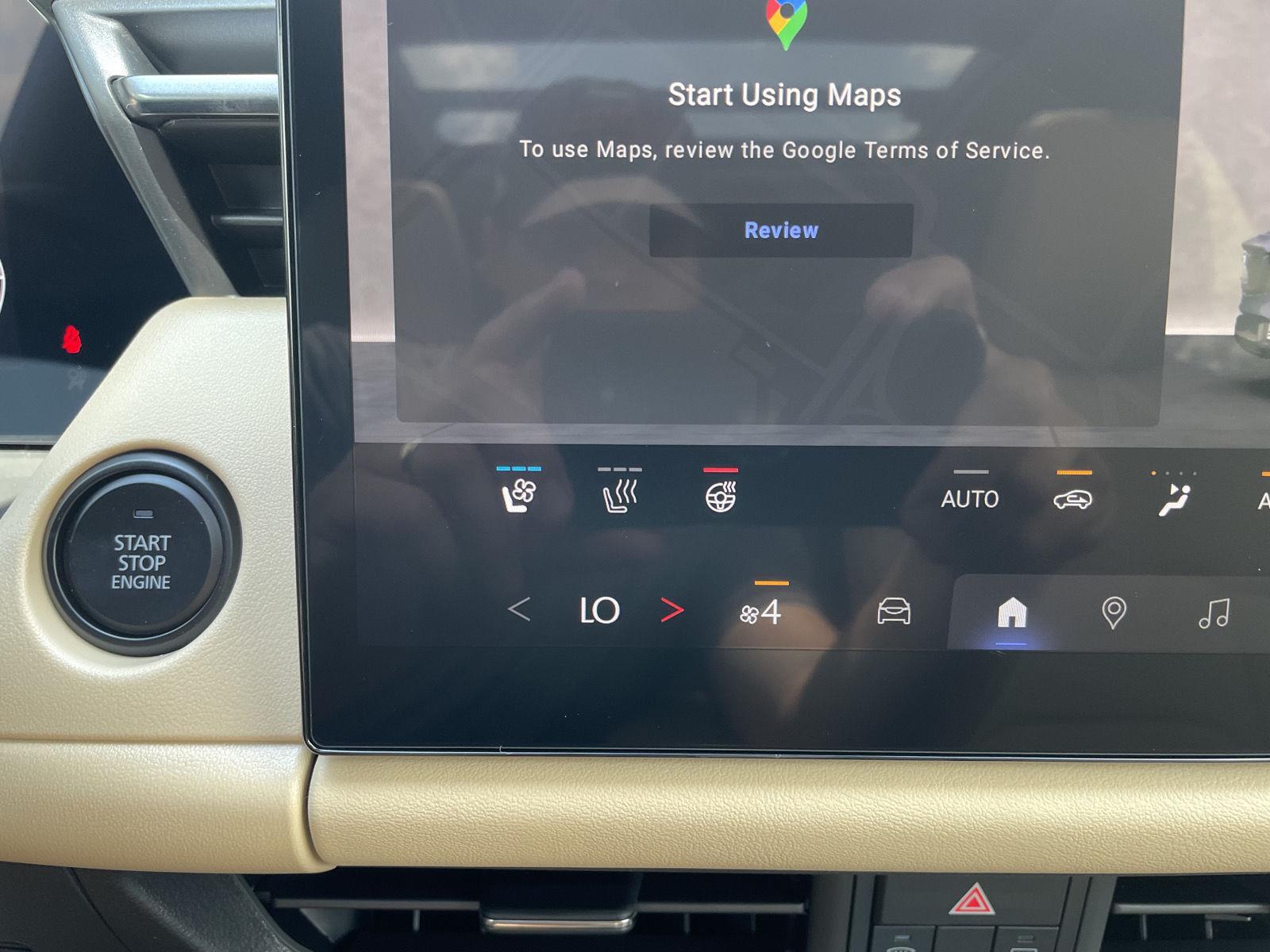 Vehicle photo 26