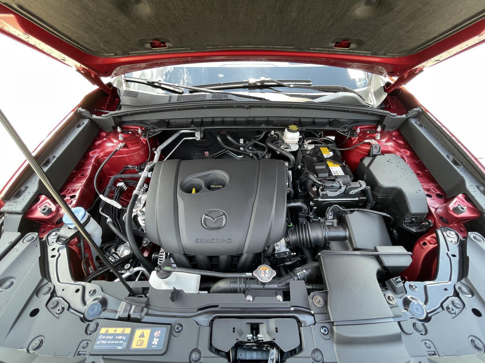 Vehicle photo 33