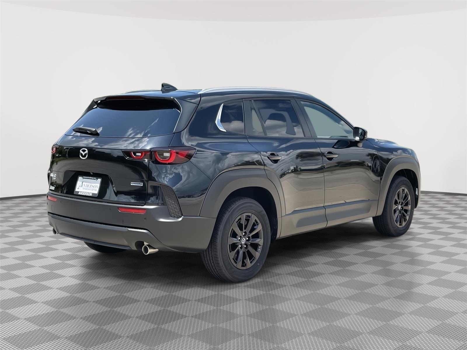 Vehicle photo 7