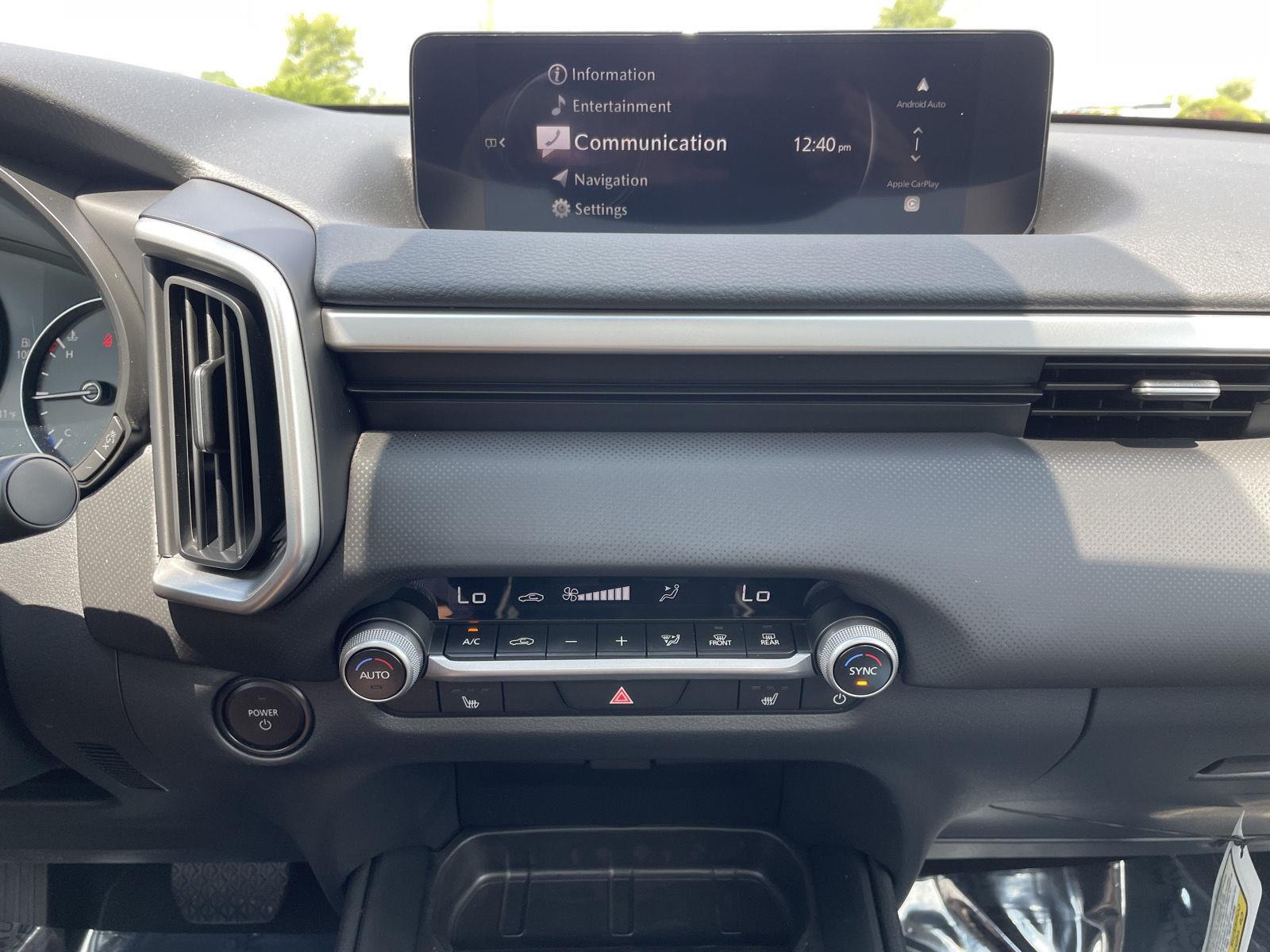 Vehicle photo 22