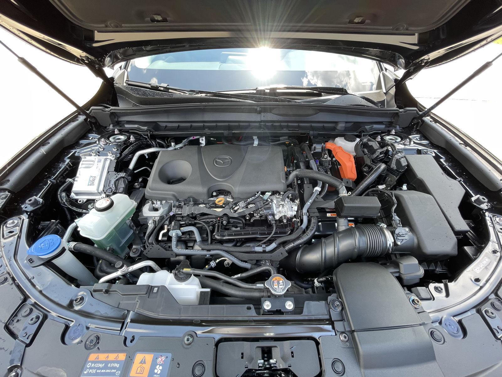 Vehicle photo 33