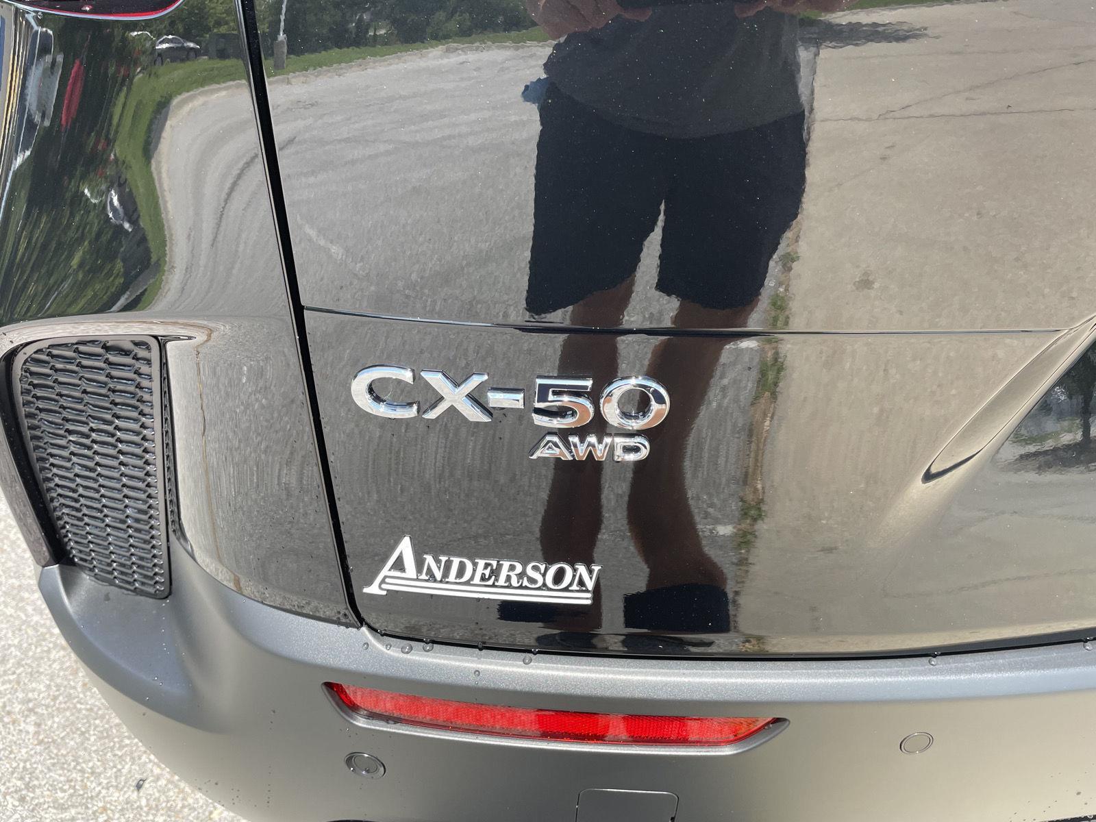 Vehicle photo 35