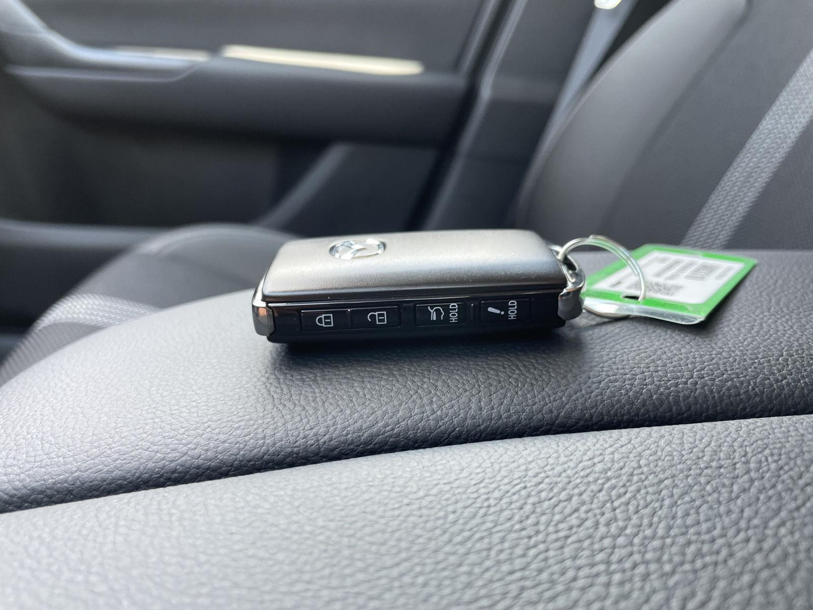 Vehicle photo 37