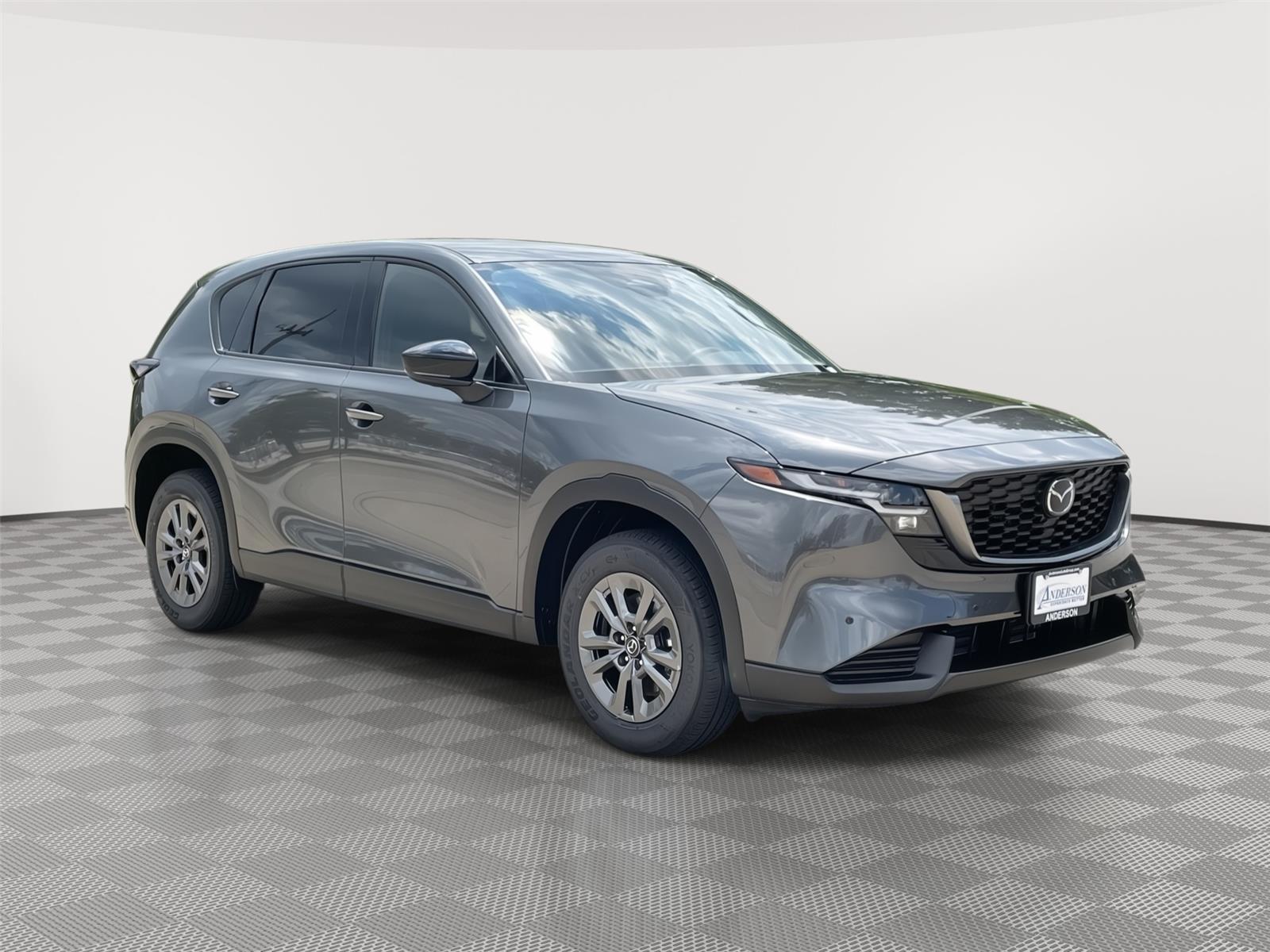 Vehicle photo 5