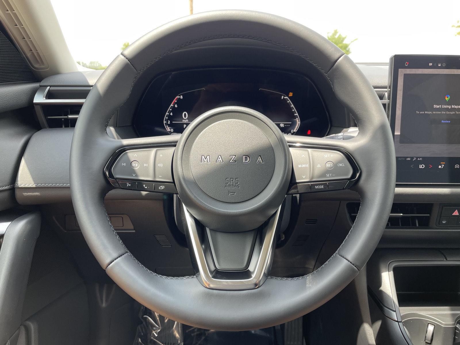 Vehicle photo 11