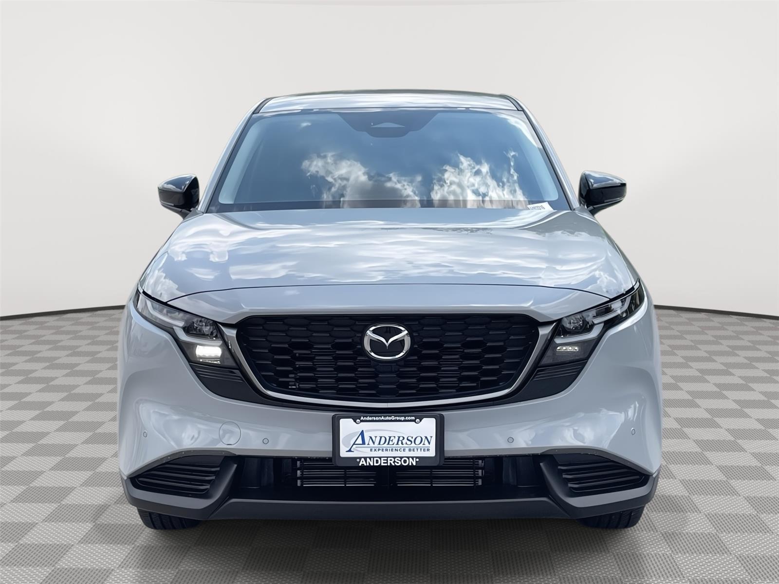 Vehicle photo 4