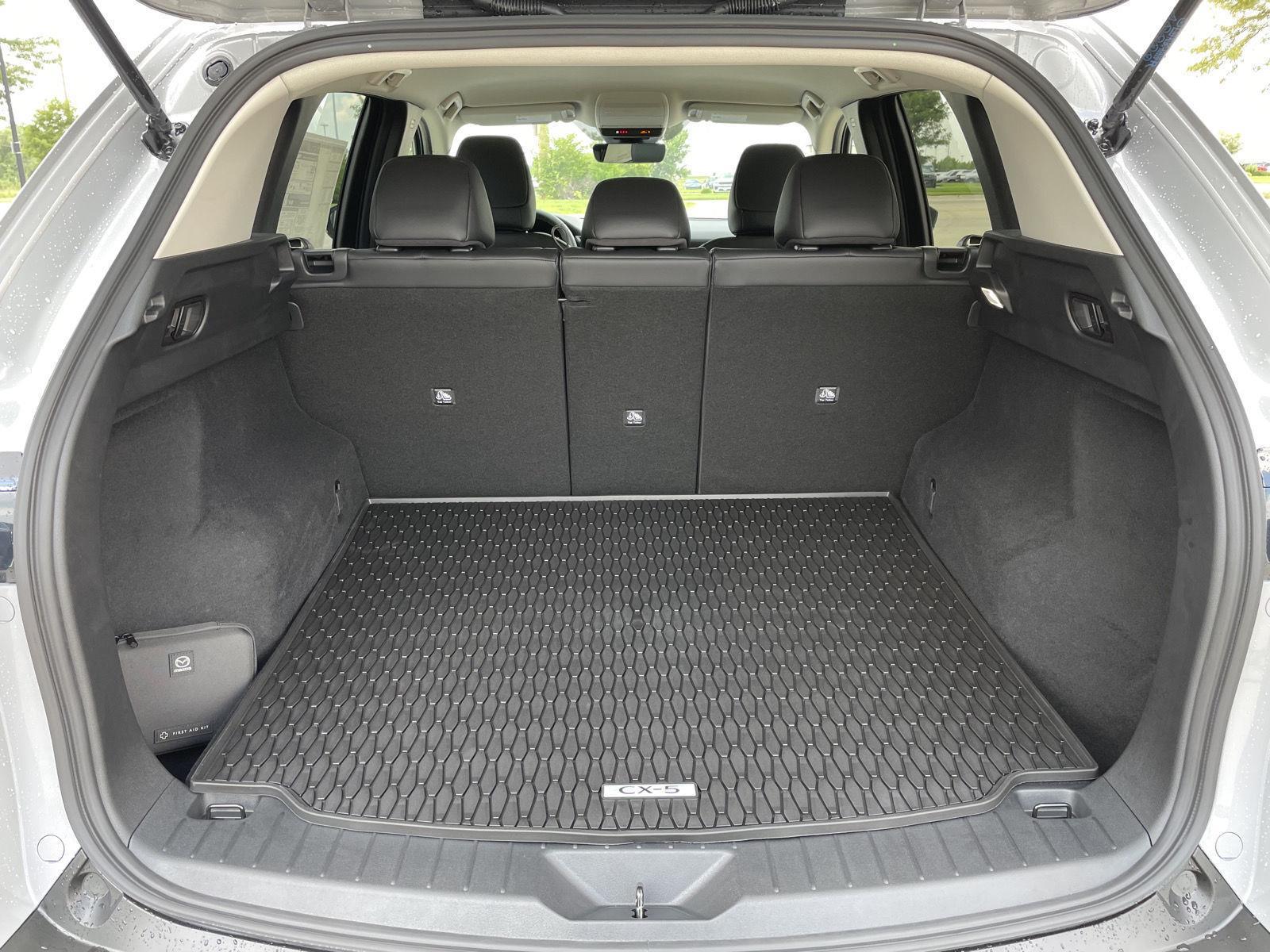 Vehicle photo 31