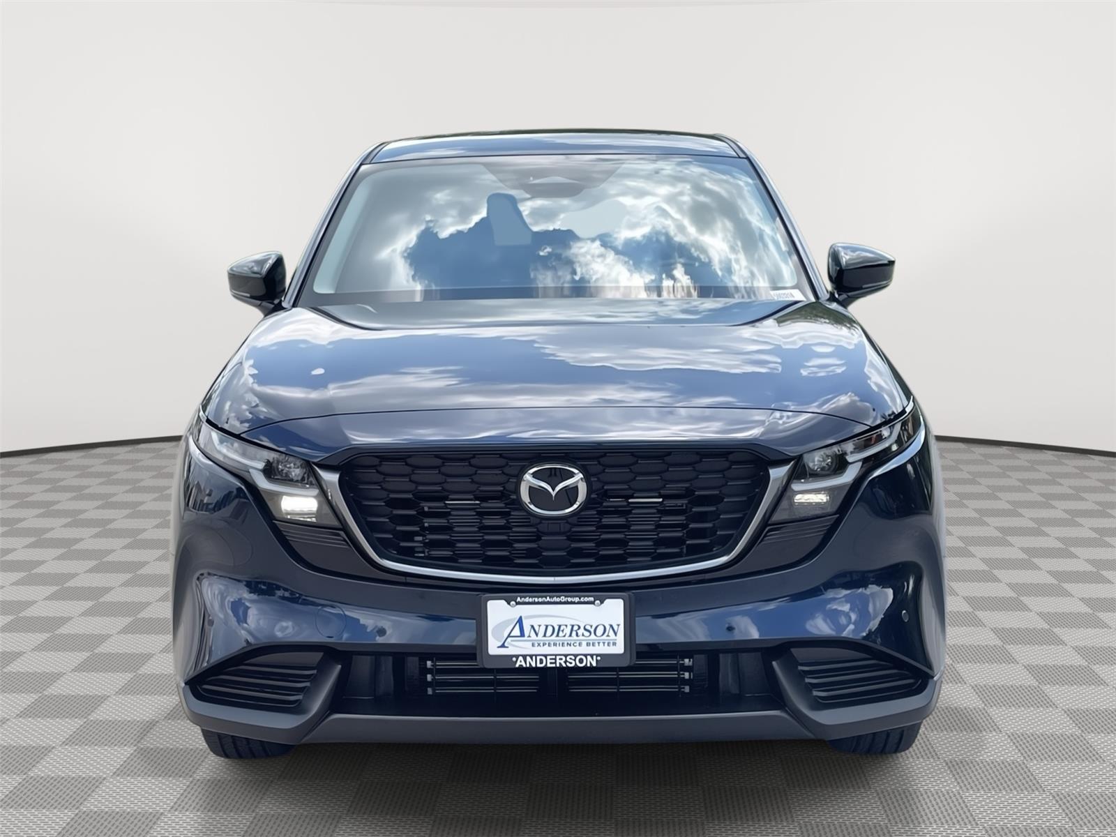 Vehicle photo 4