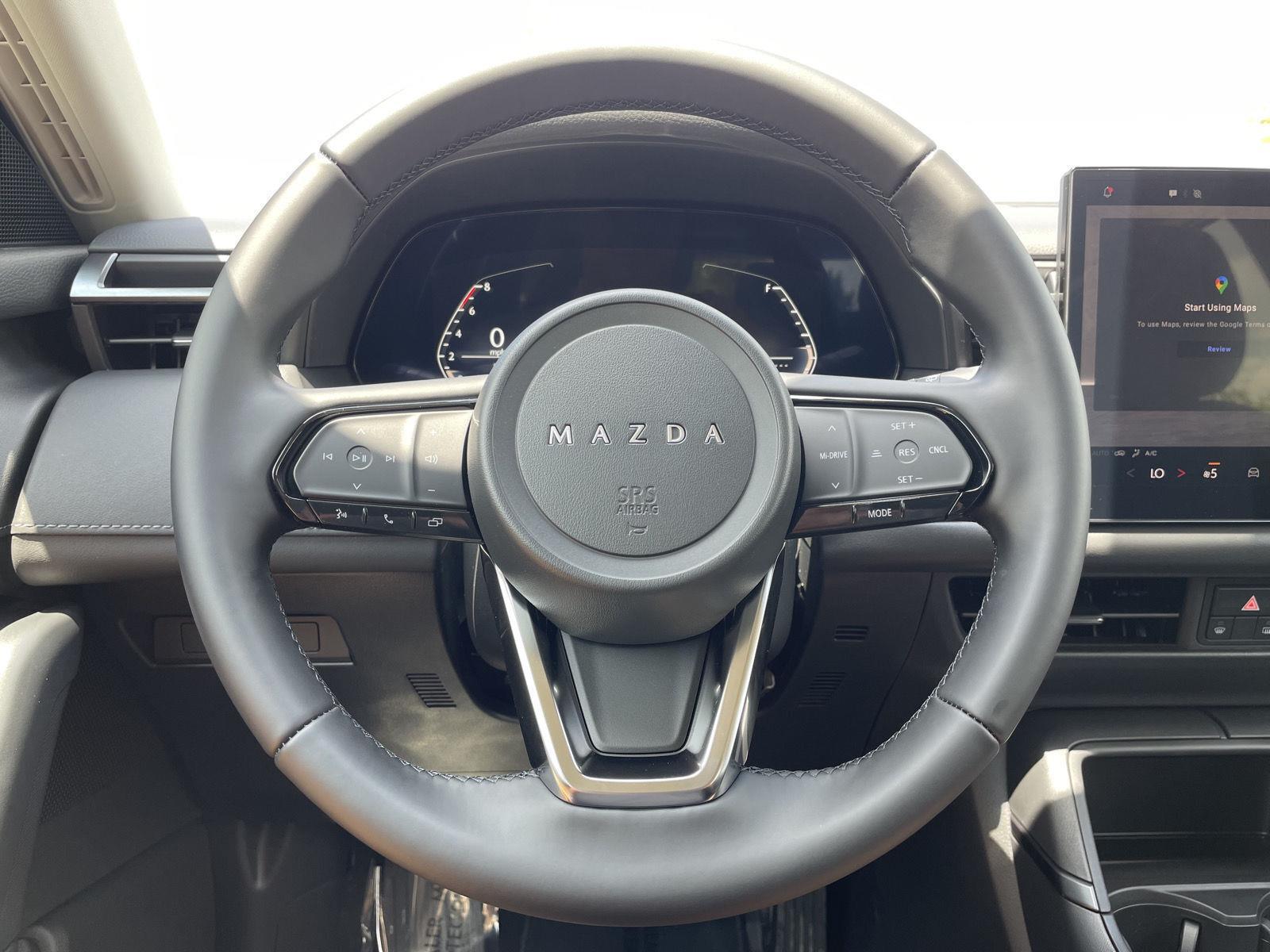 Vehicle photo 11