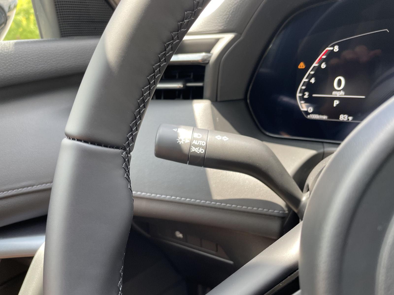 Vehicle photo 15