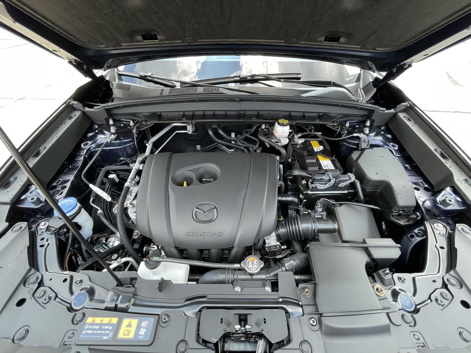 Vehicle photo 29