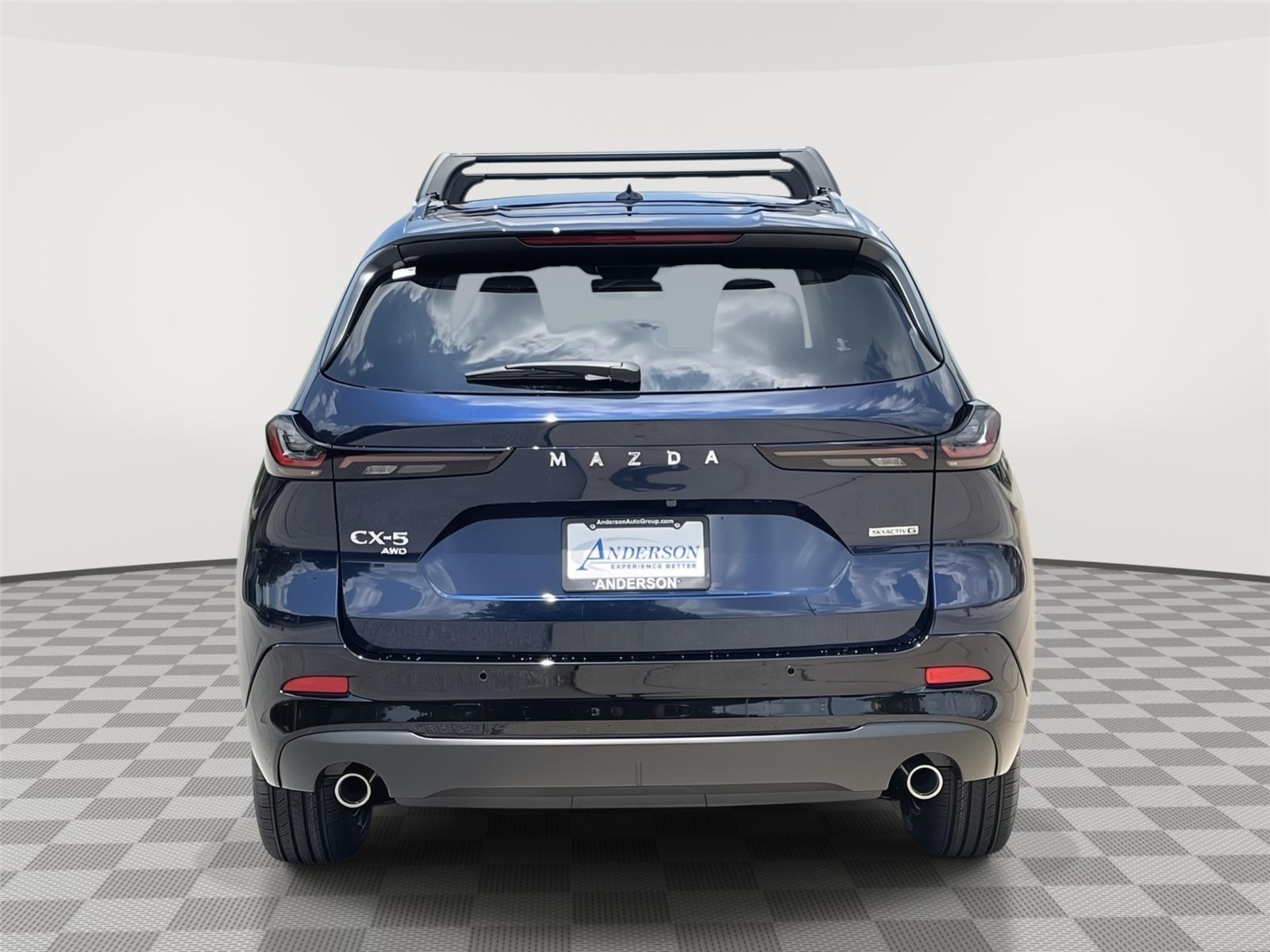 Vehicle photo 8