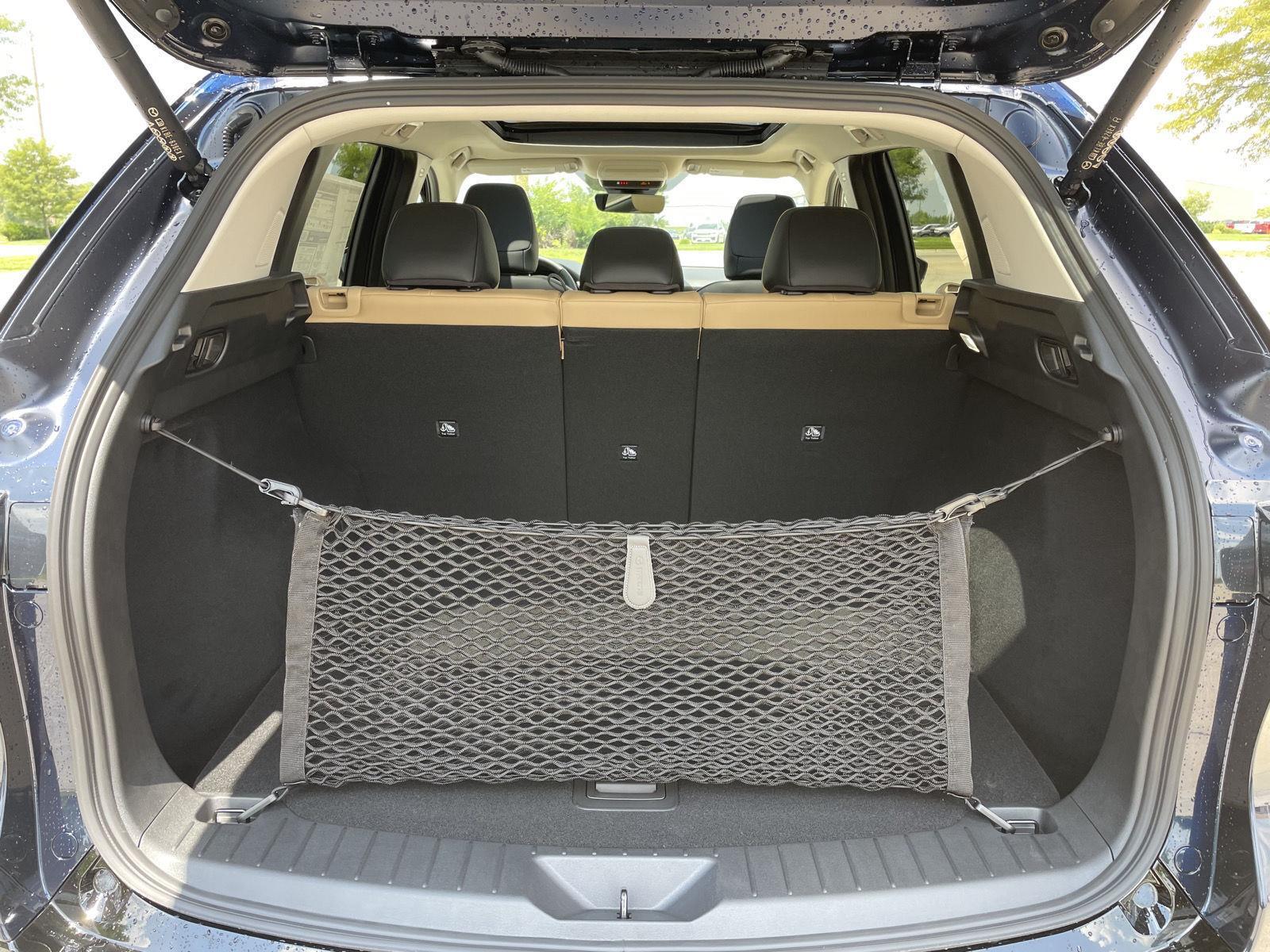 Vehicle photo 34