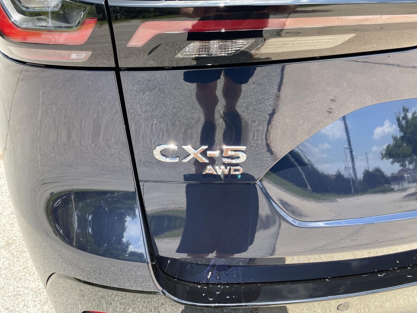 Vehicle photo 36