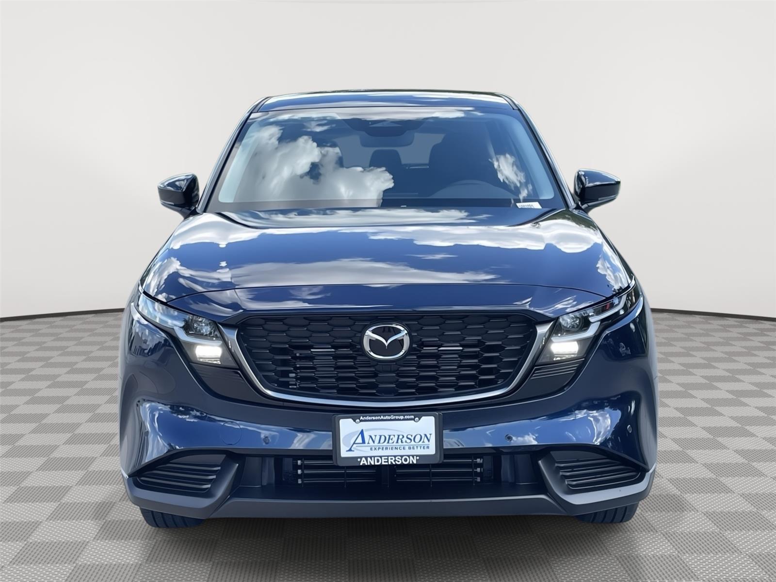 Vehicle photo 4