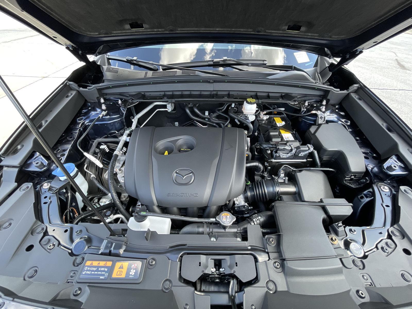 Vehicle photo 29