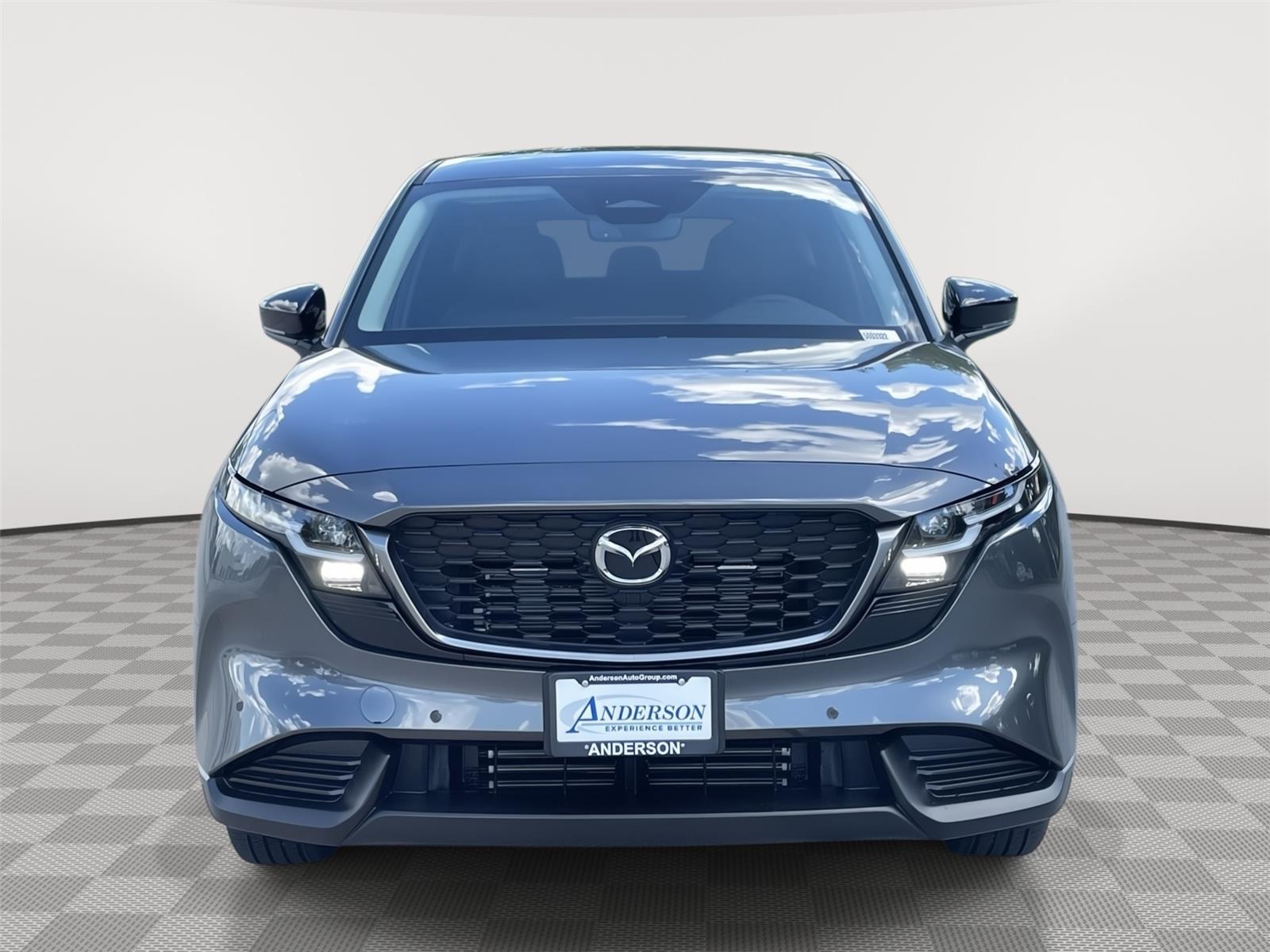 Vehicle photo 4