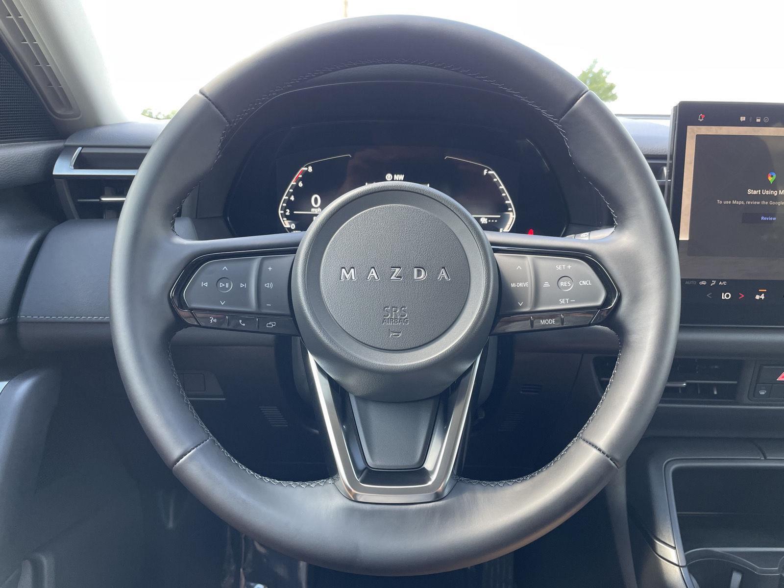 Vehicle photo 10