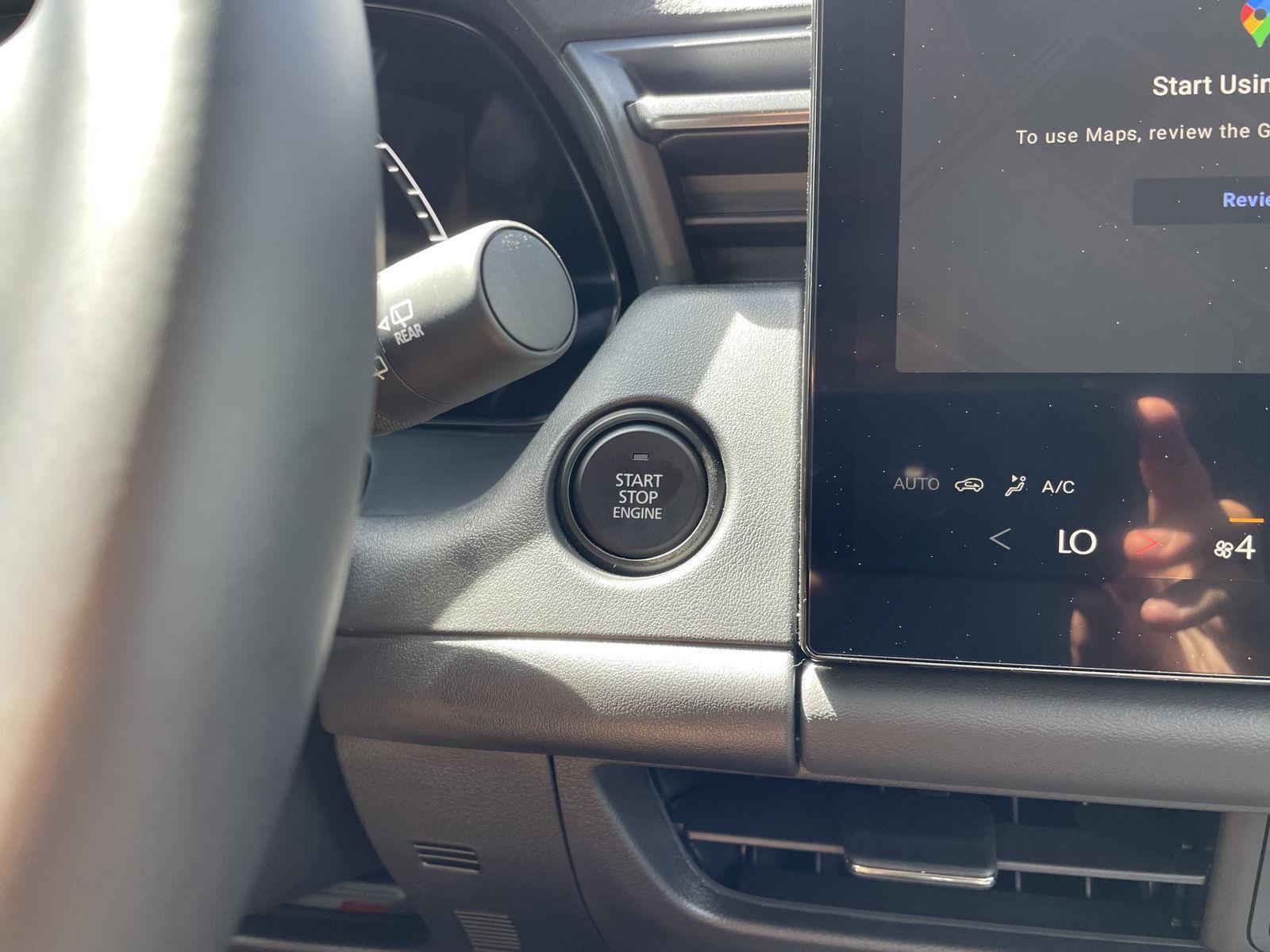Vehicle photo 22