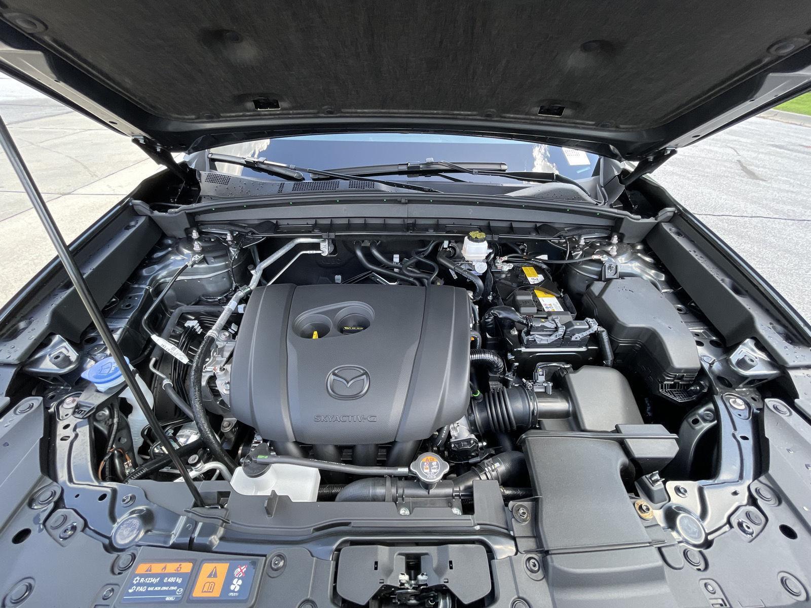 Vehicle photo 29