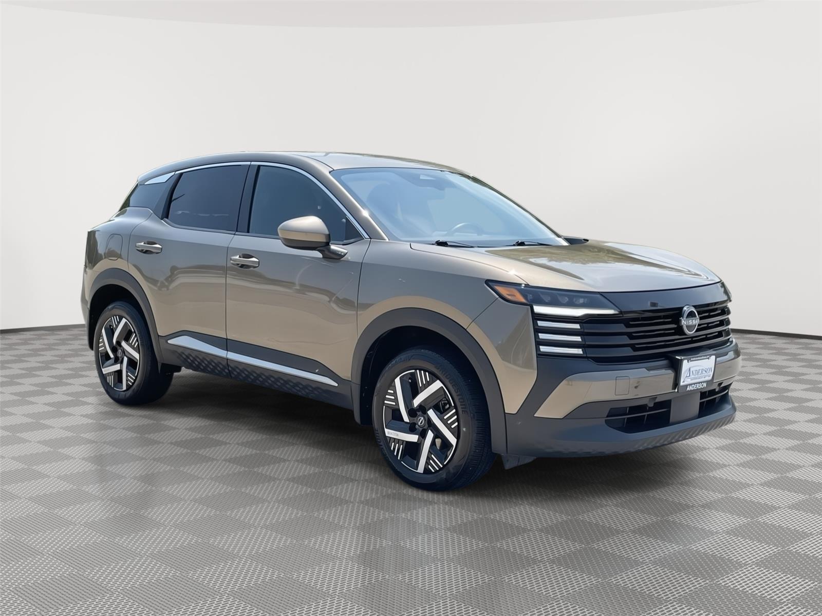 Vehicle photo 5