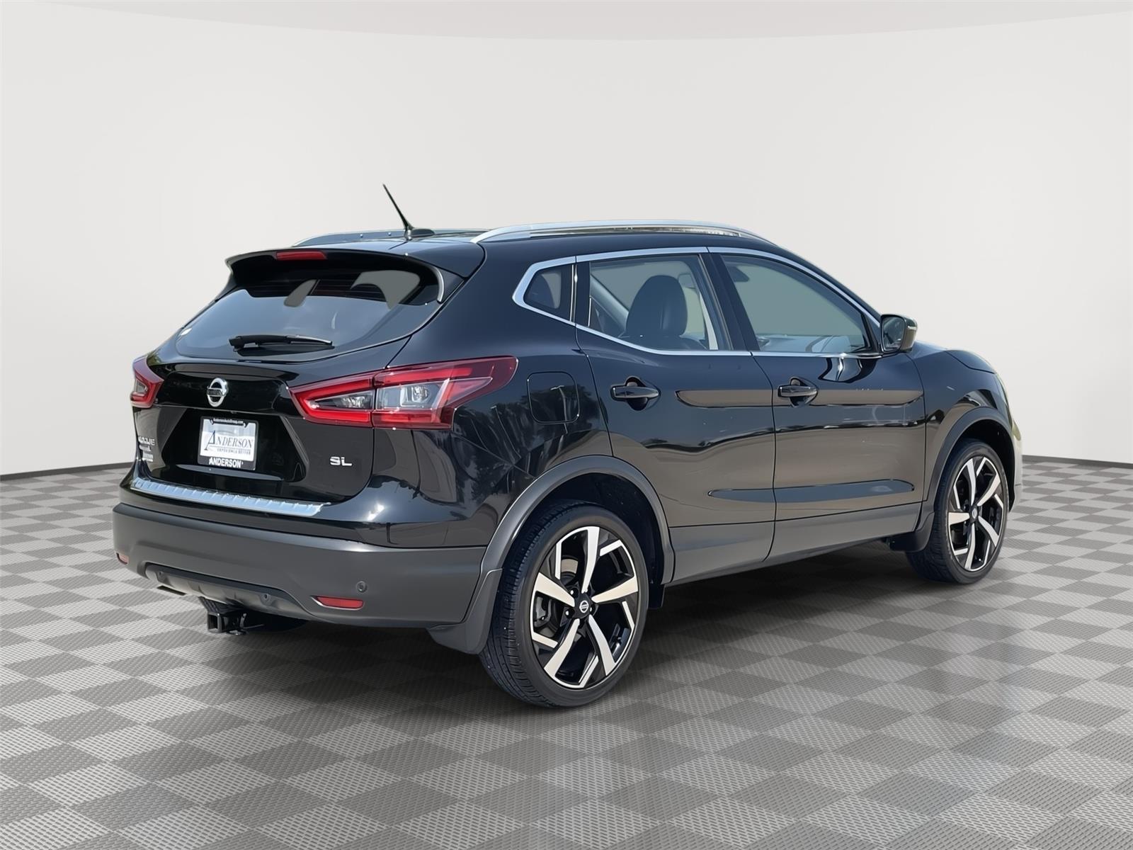 Vehicle photo 7