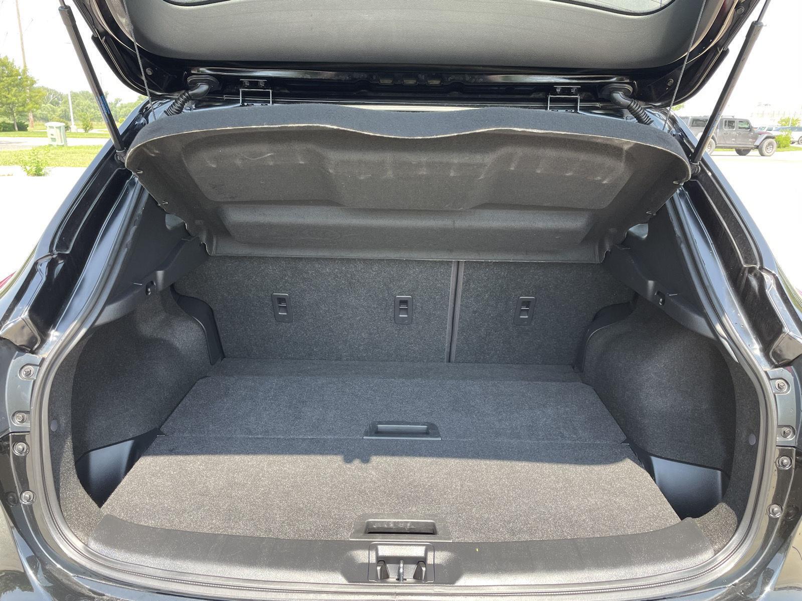 Vehicle photo 36