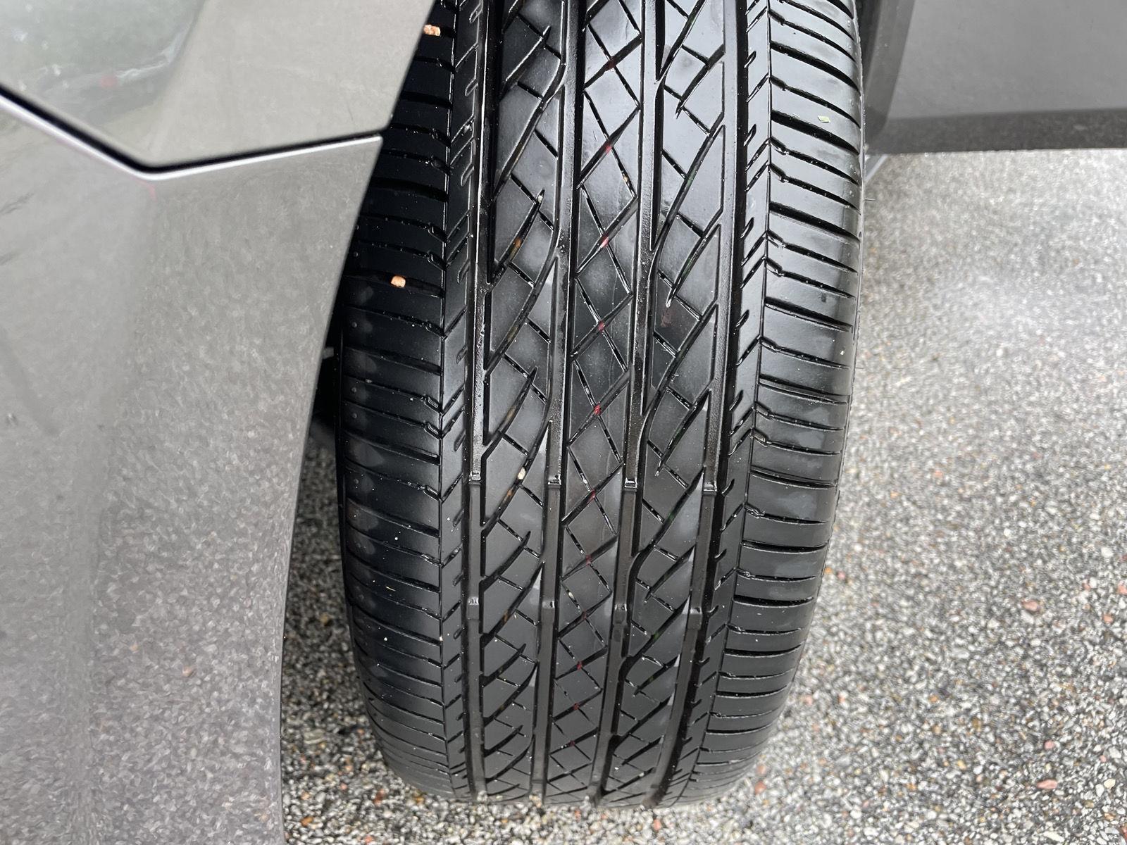 Vehicle photo 11