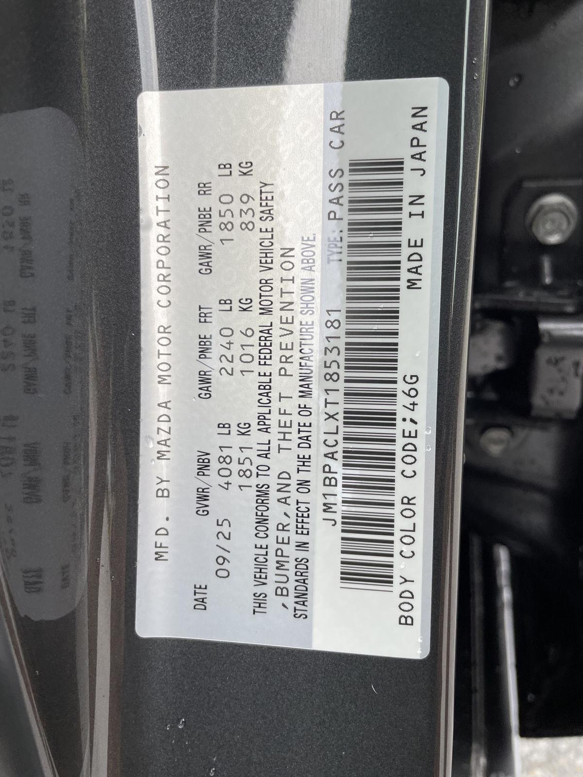 Vehicle photo 30