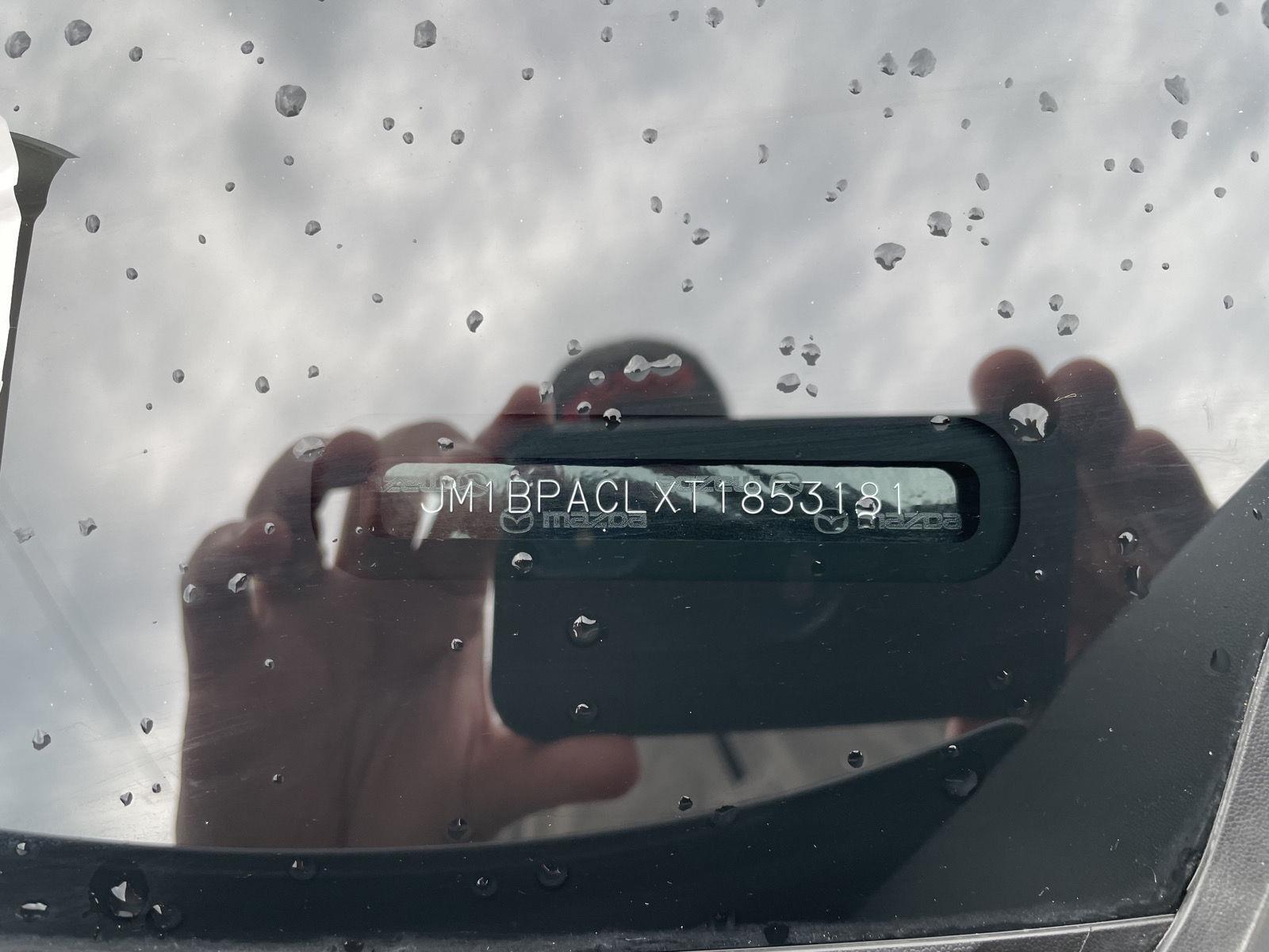 Vehicle photo 31