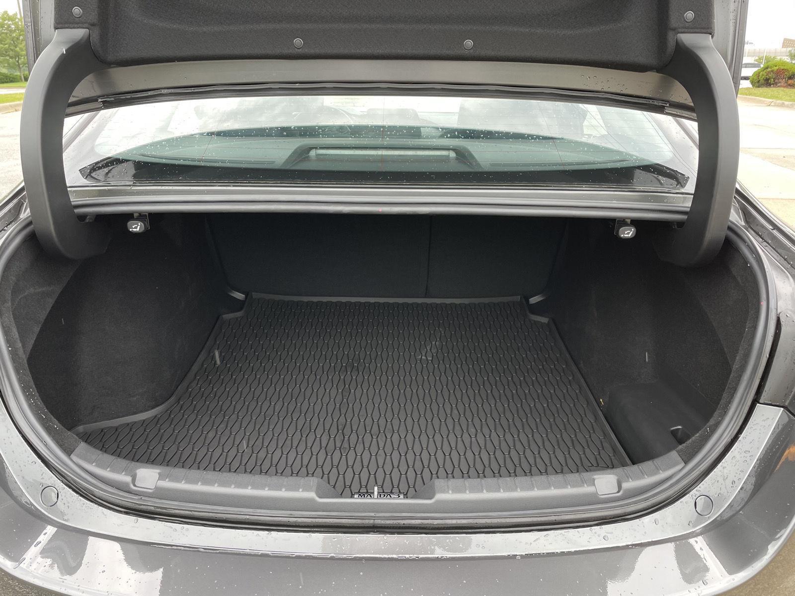 Vehicle photo 33
