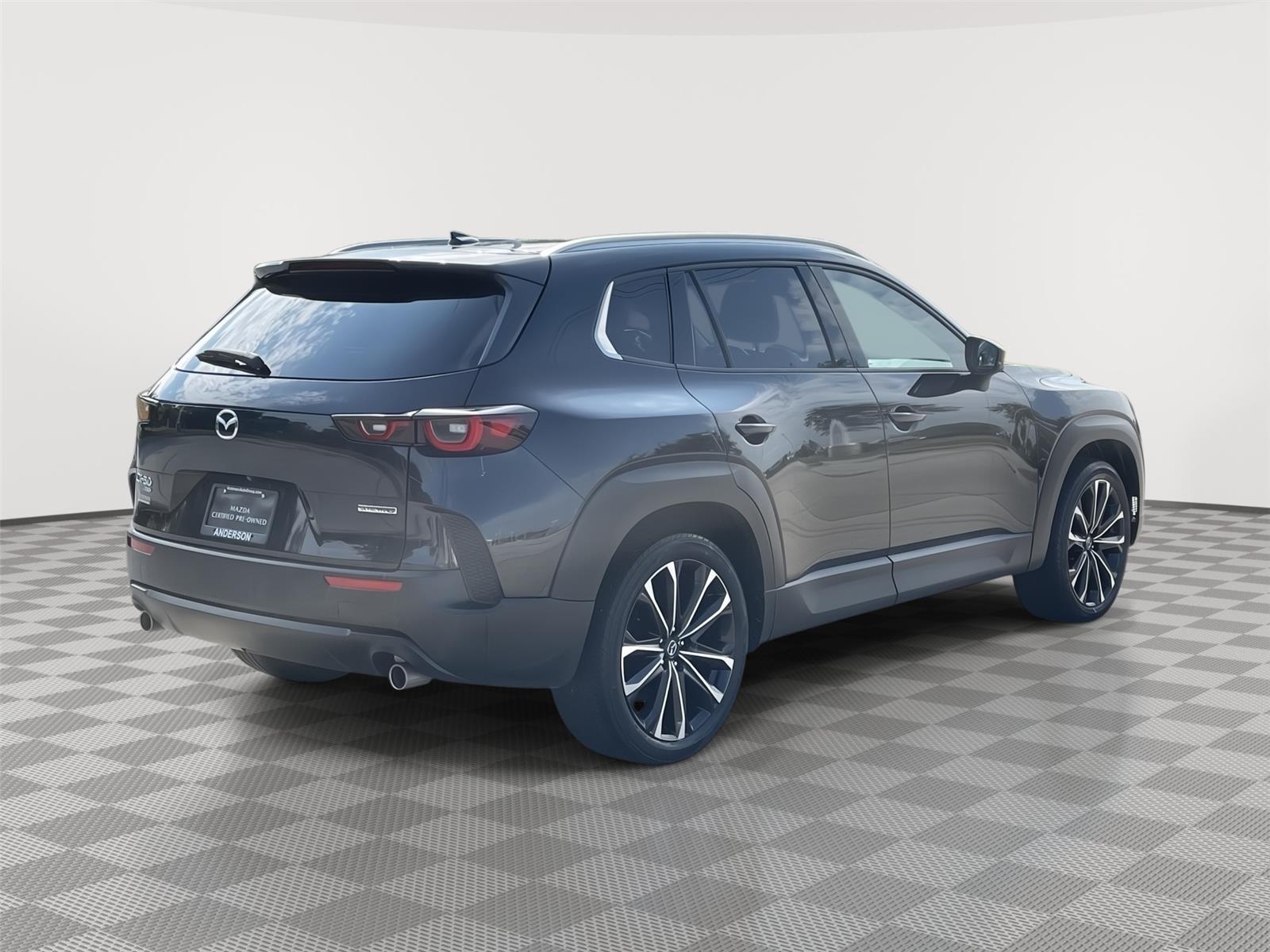 Vehicle photo 7