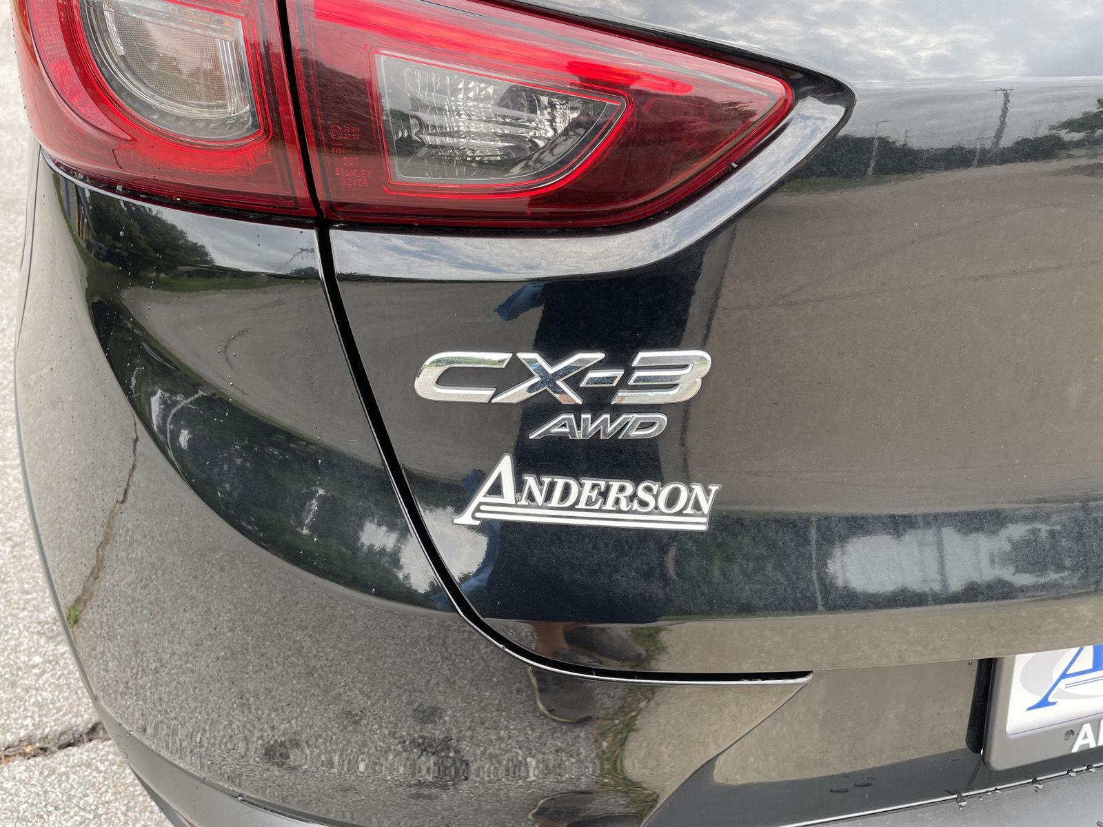 Vehicle photo 35