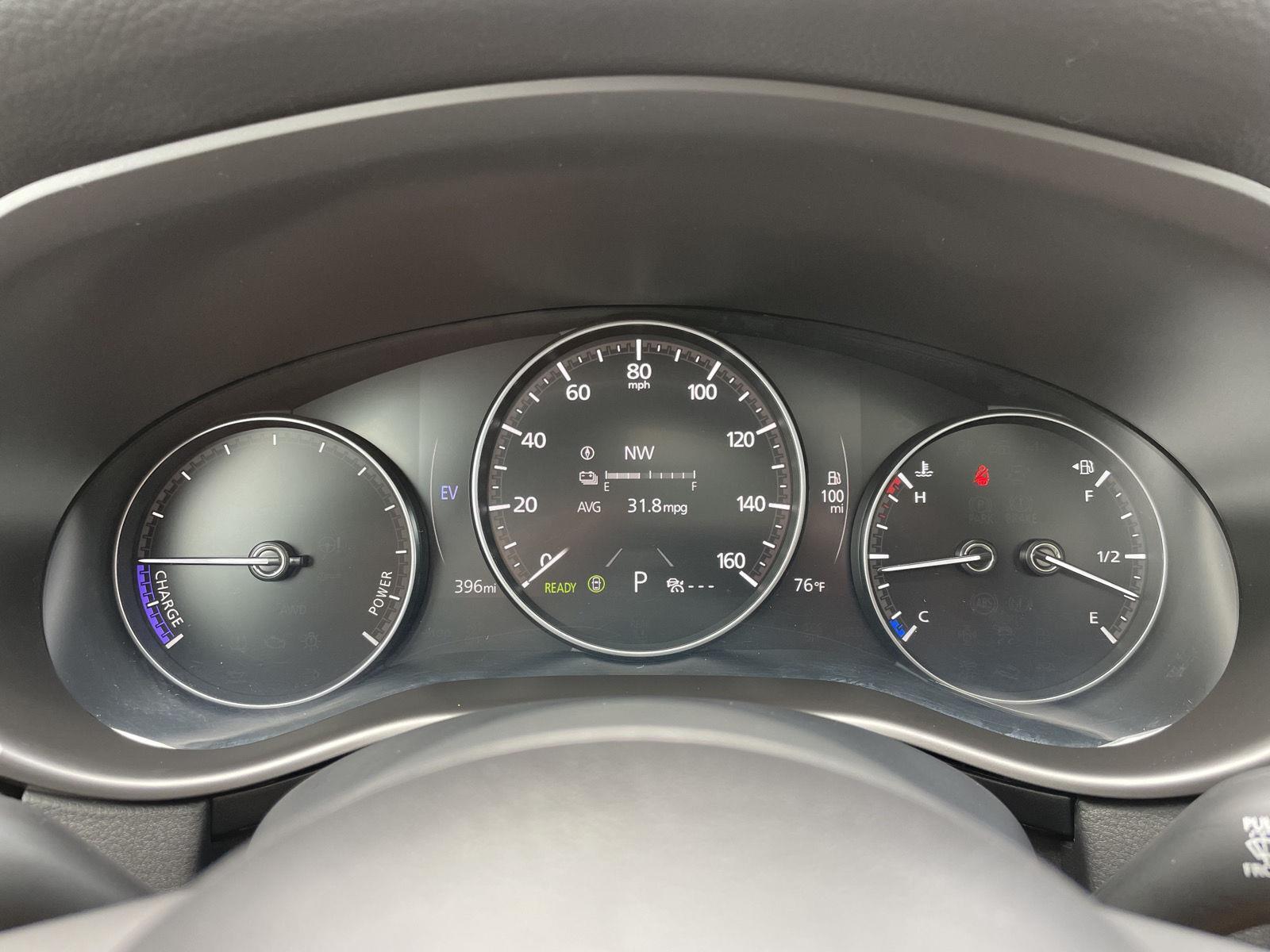Vehicle photo 14