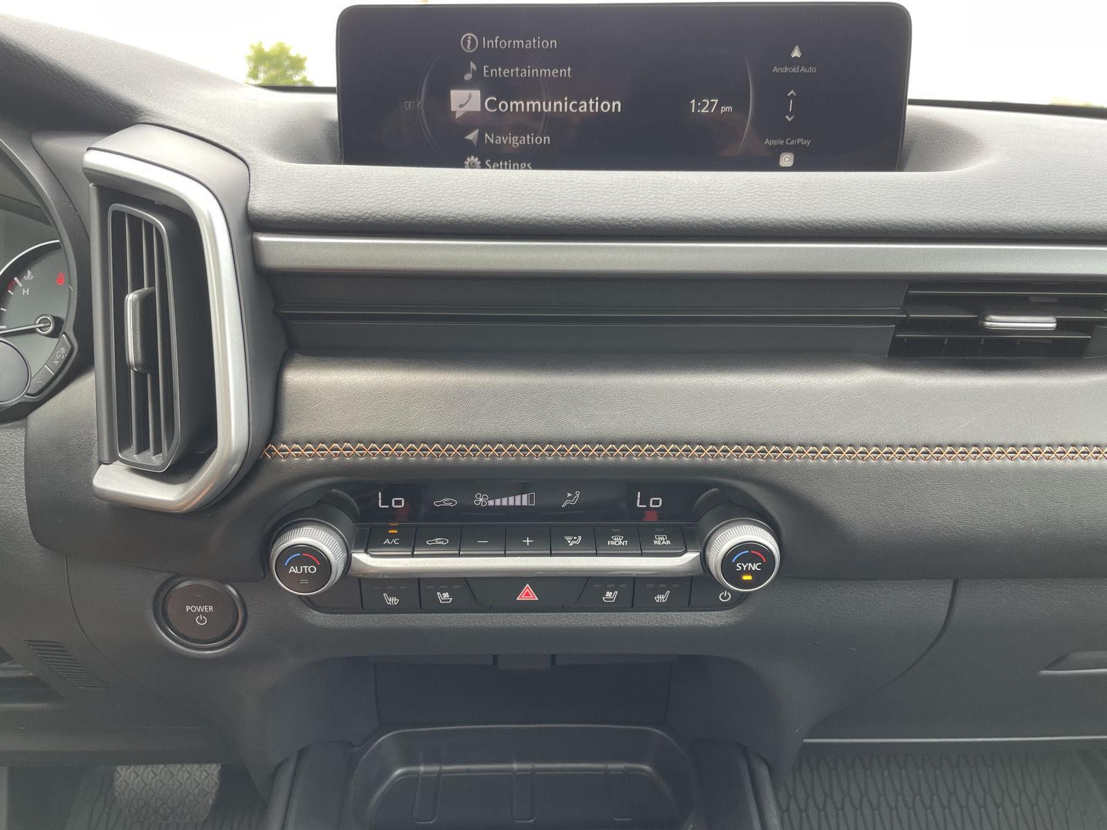 Vehicle photo 22