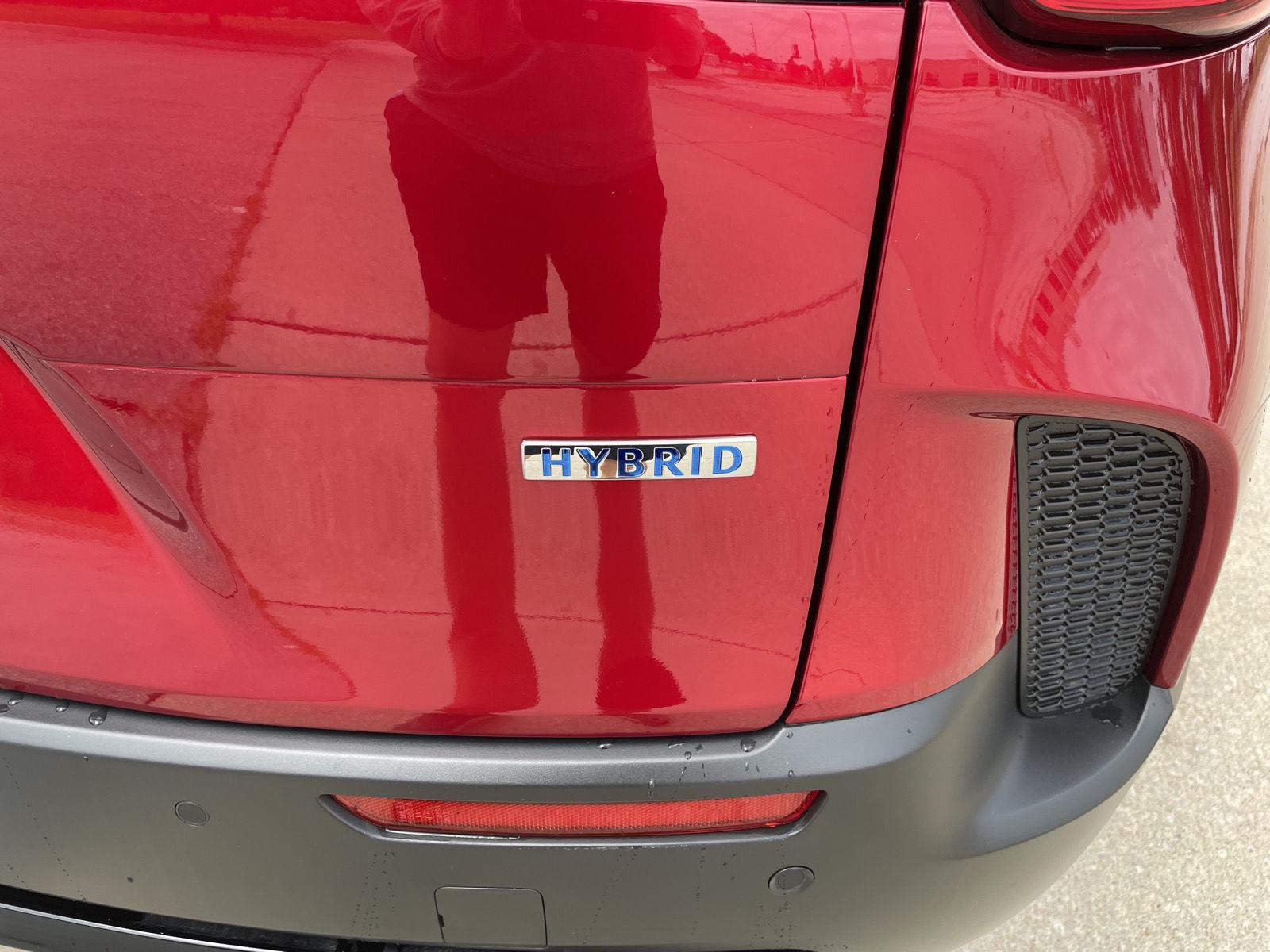 Vehicle photo 37