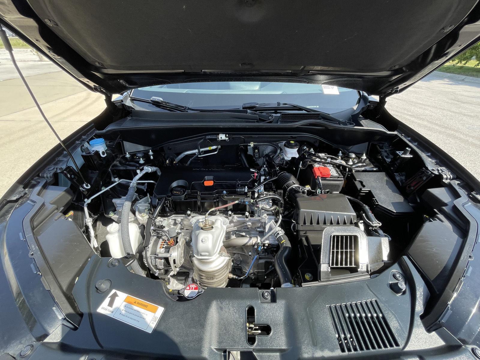 Vehicle photo 34