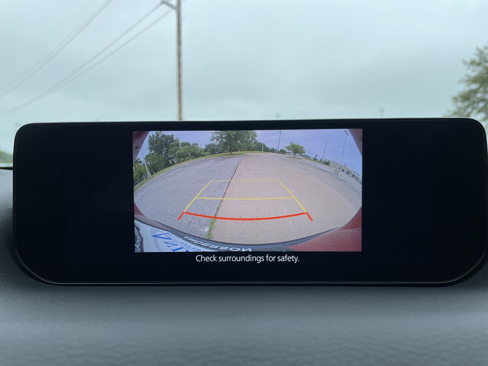 Vehicle photo 24
