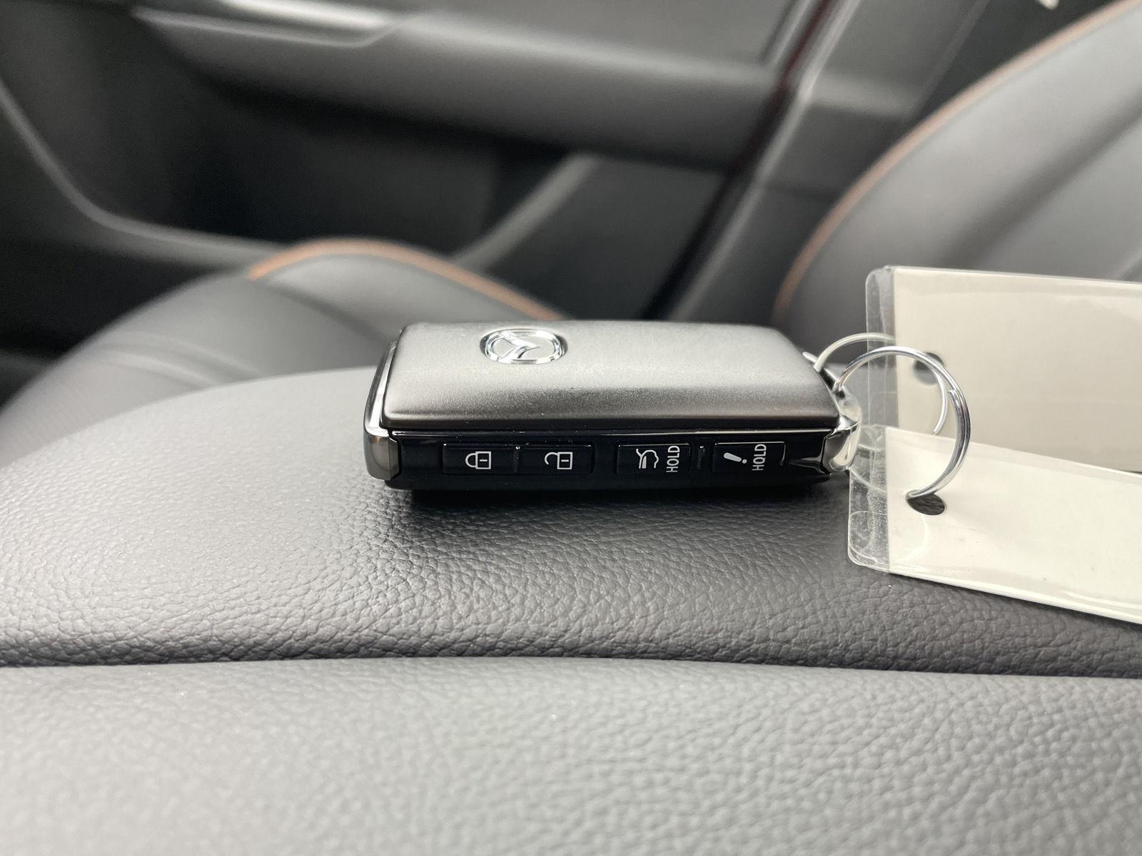 Vehicle photo 40