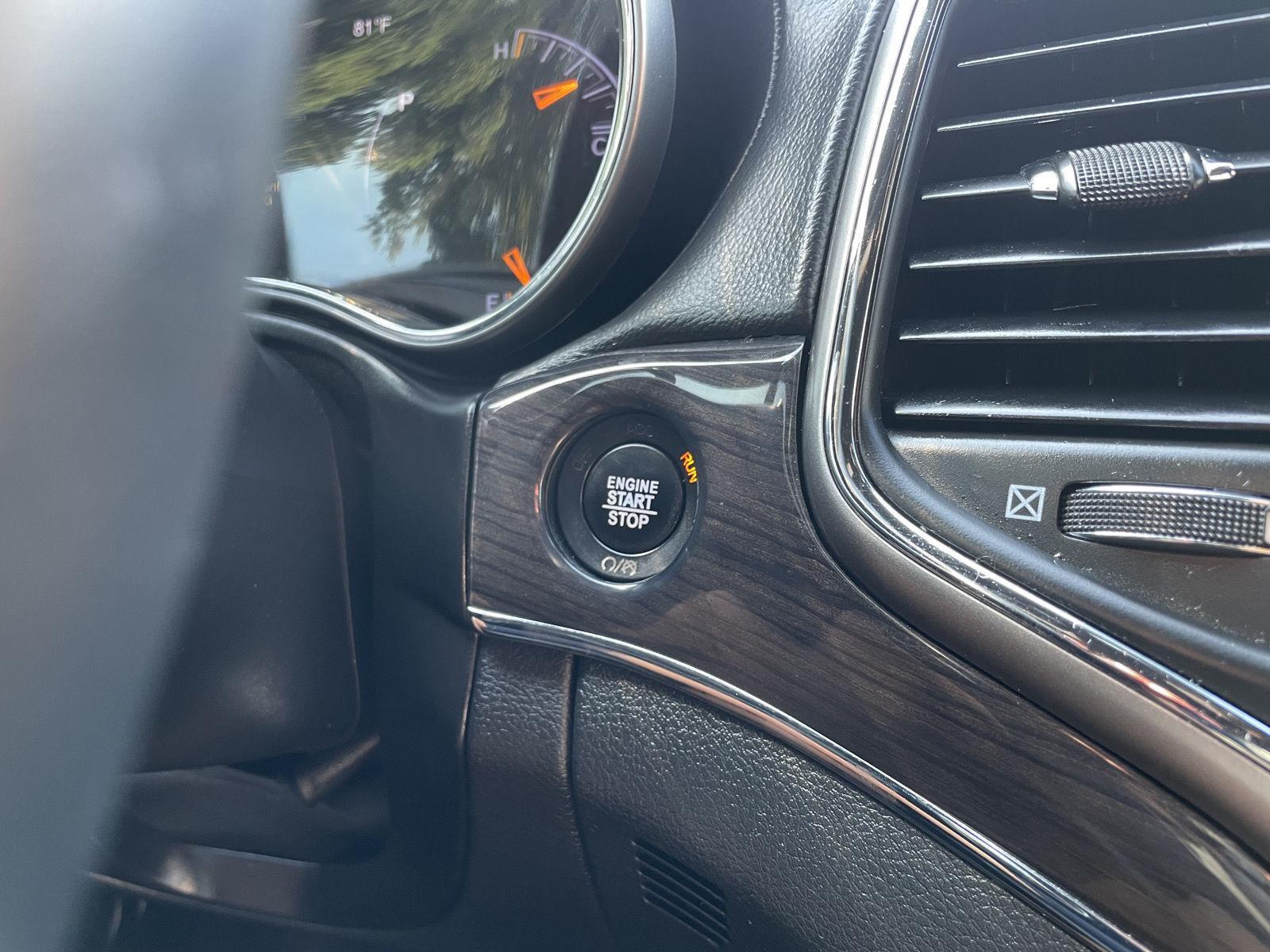 Vehicle photo 27