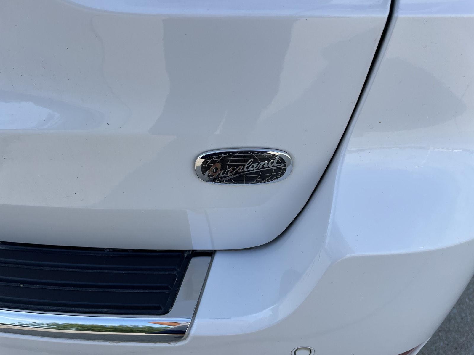 Vehicle photo 40